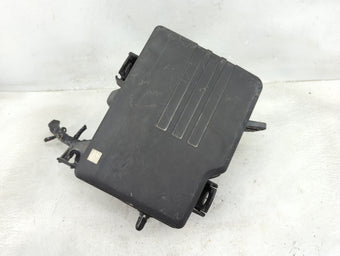 compare product 2020-2022 Hyundai Palisade Fusebox Fuse Box Panel Relay Module P/N:91230-S8850 Fits Fits 2020 2021 2022 OEM Used Auto Parts