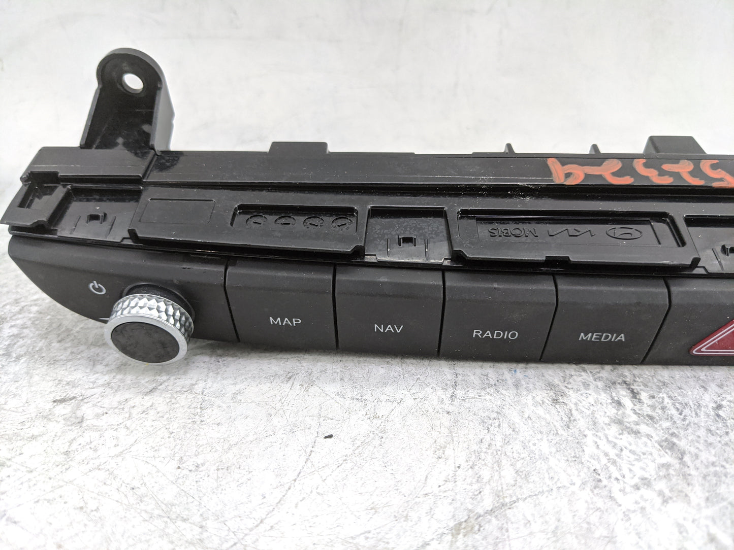 2023 Hyundai Palisade Radio Control Panel - Oemusedautoparts1.com