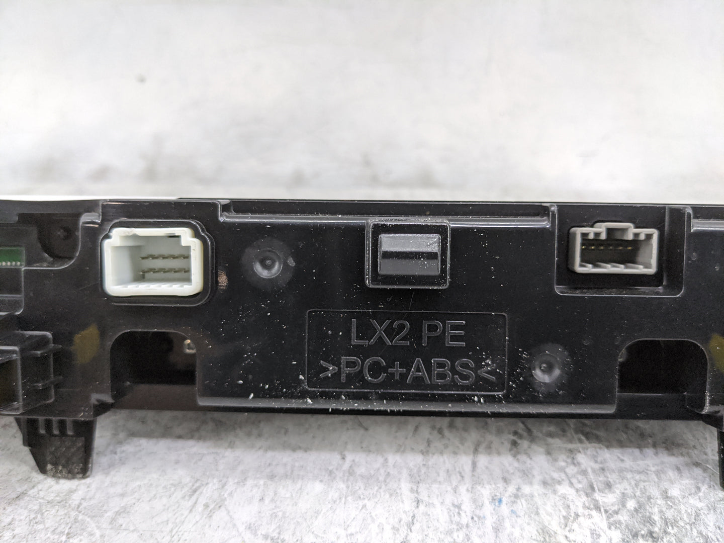 2023 Hyundai Palisade Radio Control Panel - Oemusedautoparts1.com