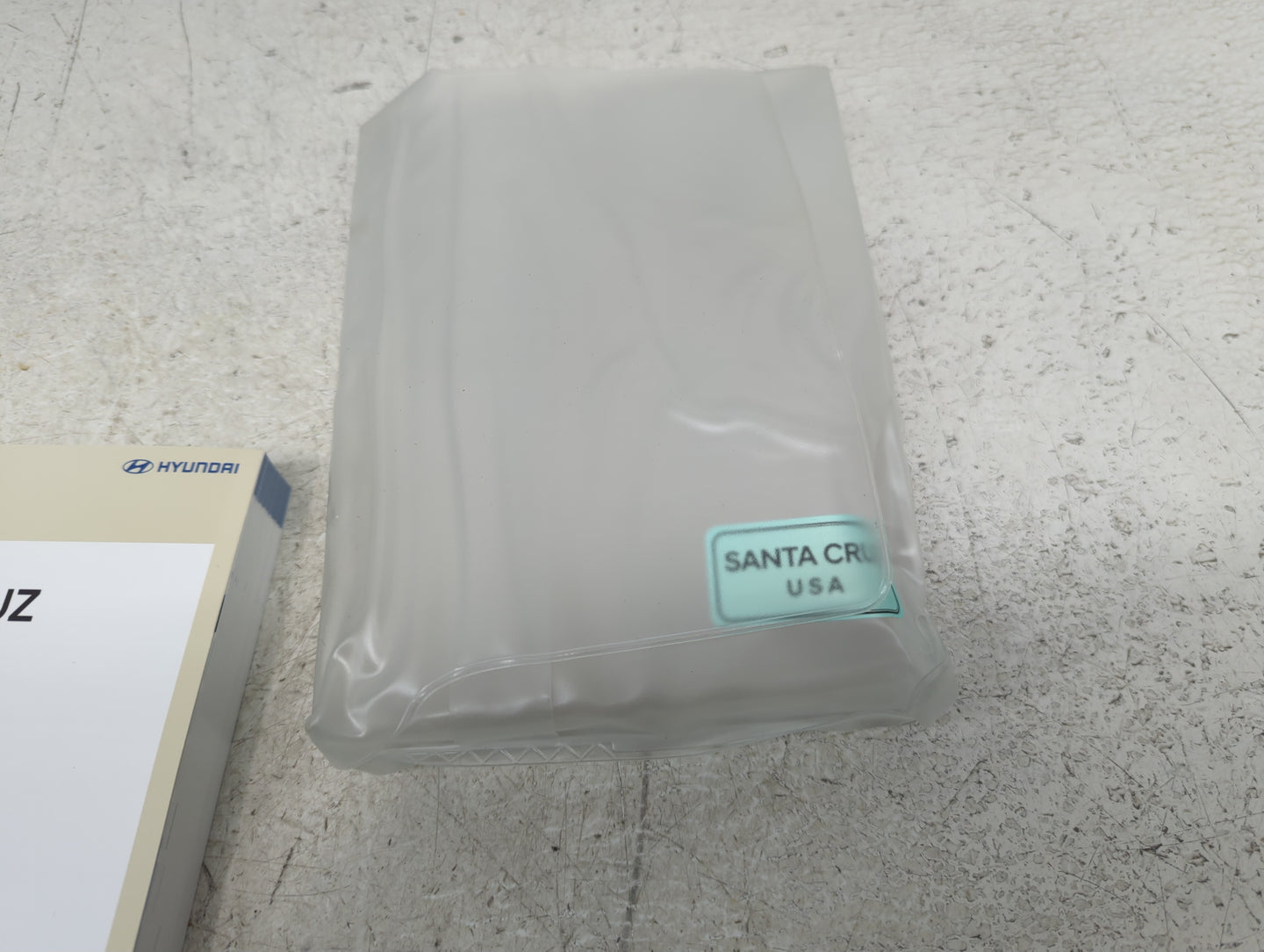 2023 Hyundai Santa Cruz Owners Manual Book Guide P/N:PHPO-EU29B OEM Used Auto Parts - Oemusedautoparts1.com