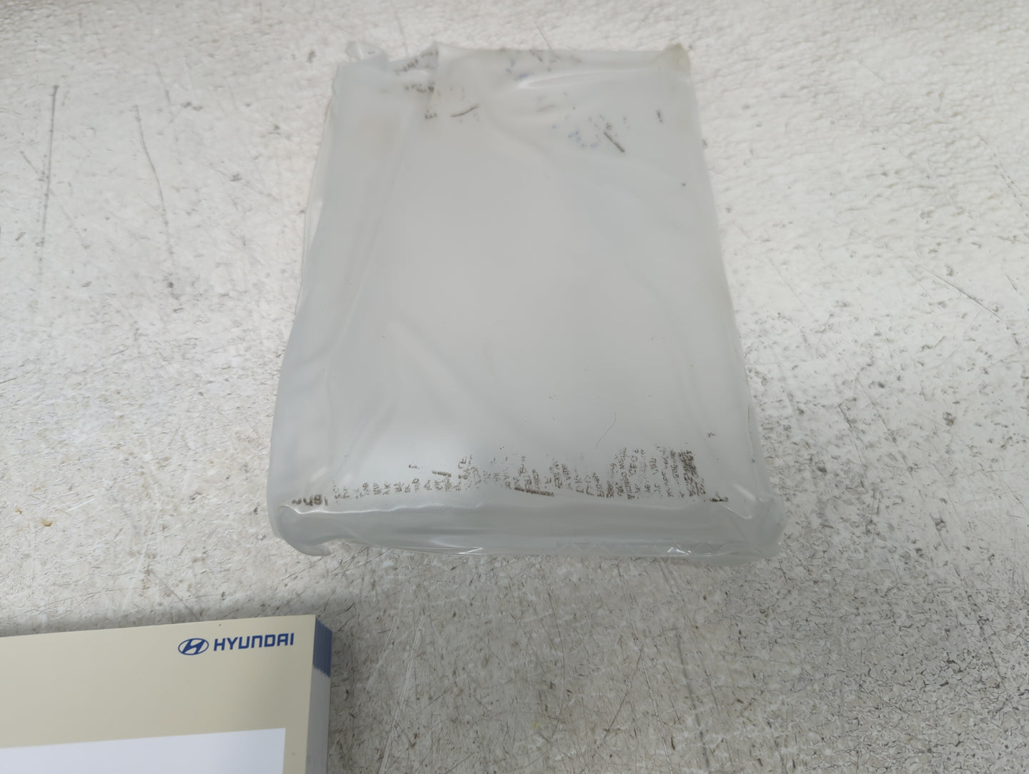 2023 Hyundai Santa Cruz Owners Manual Book Guide P/N:PHPO-EU29B OEM Used Auto Parts - Oemusedautoparts1.com