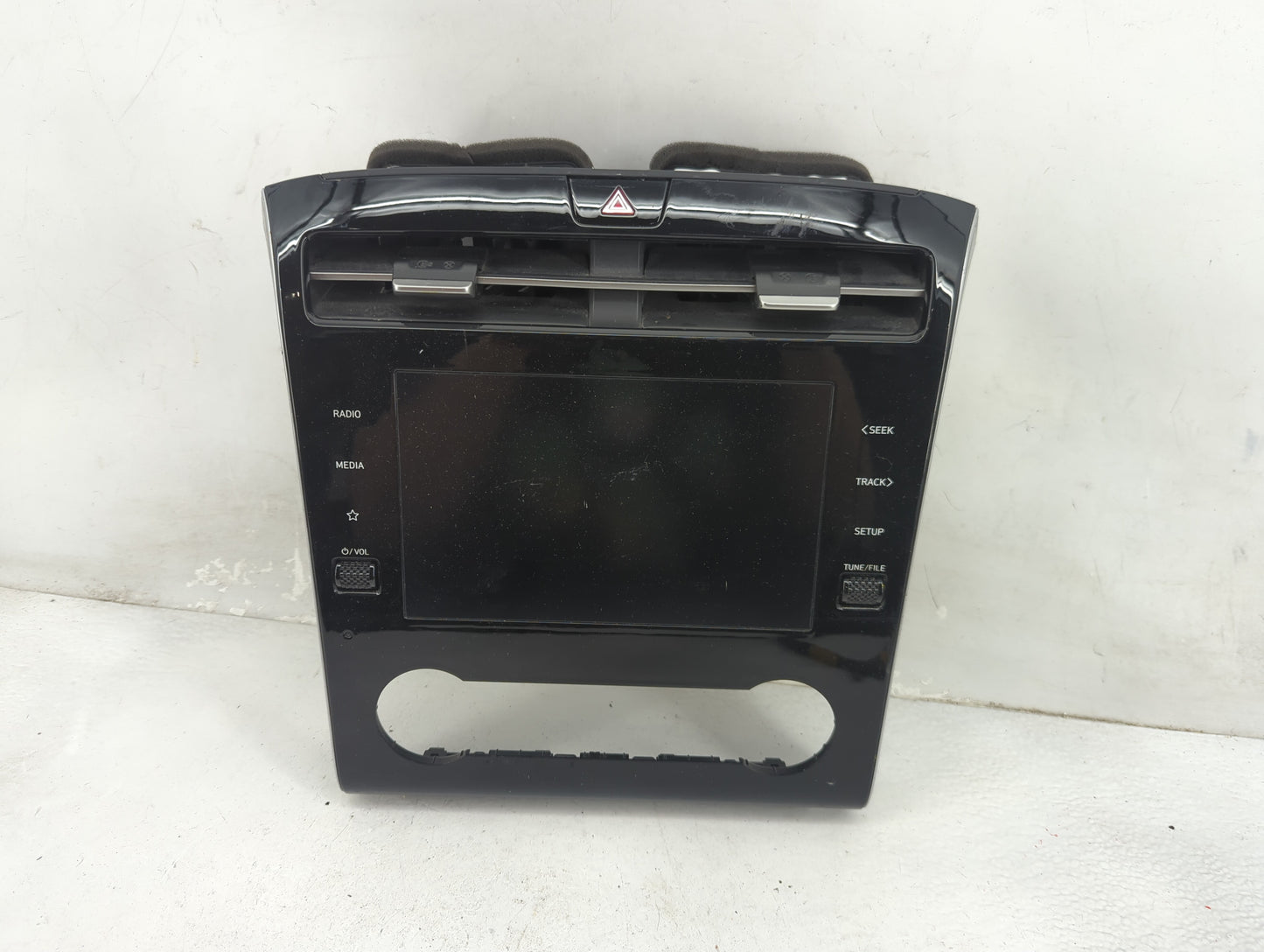 2023 Hyundai Santa Cruz Climate Control Module Temperature AC/Heater Replacement P/N:7F0M700101 2678707, T20E Fits OEM Used 