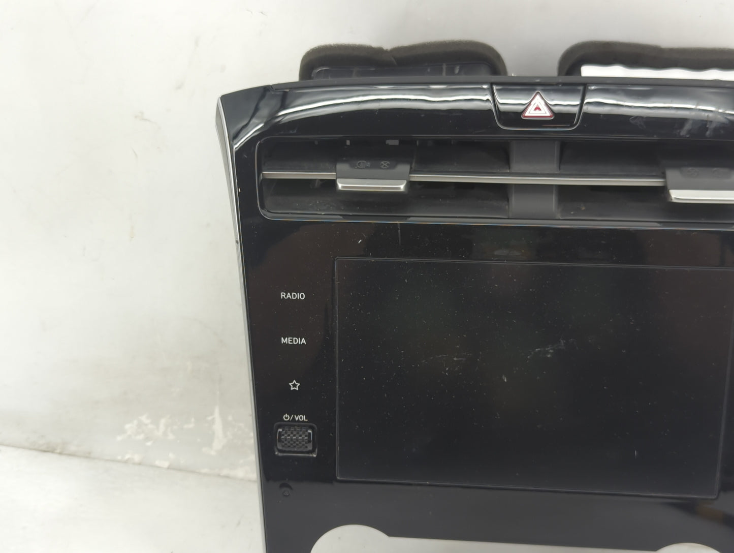 2023 Hyundai Santa Cruz Climate Control Module Temperature AC/Heater Replacement P/N:7F0M700101 2678707, T20E Fits OEM Used 