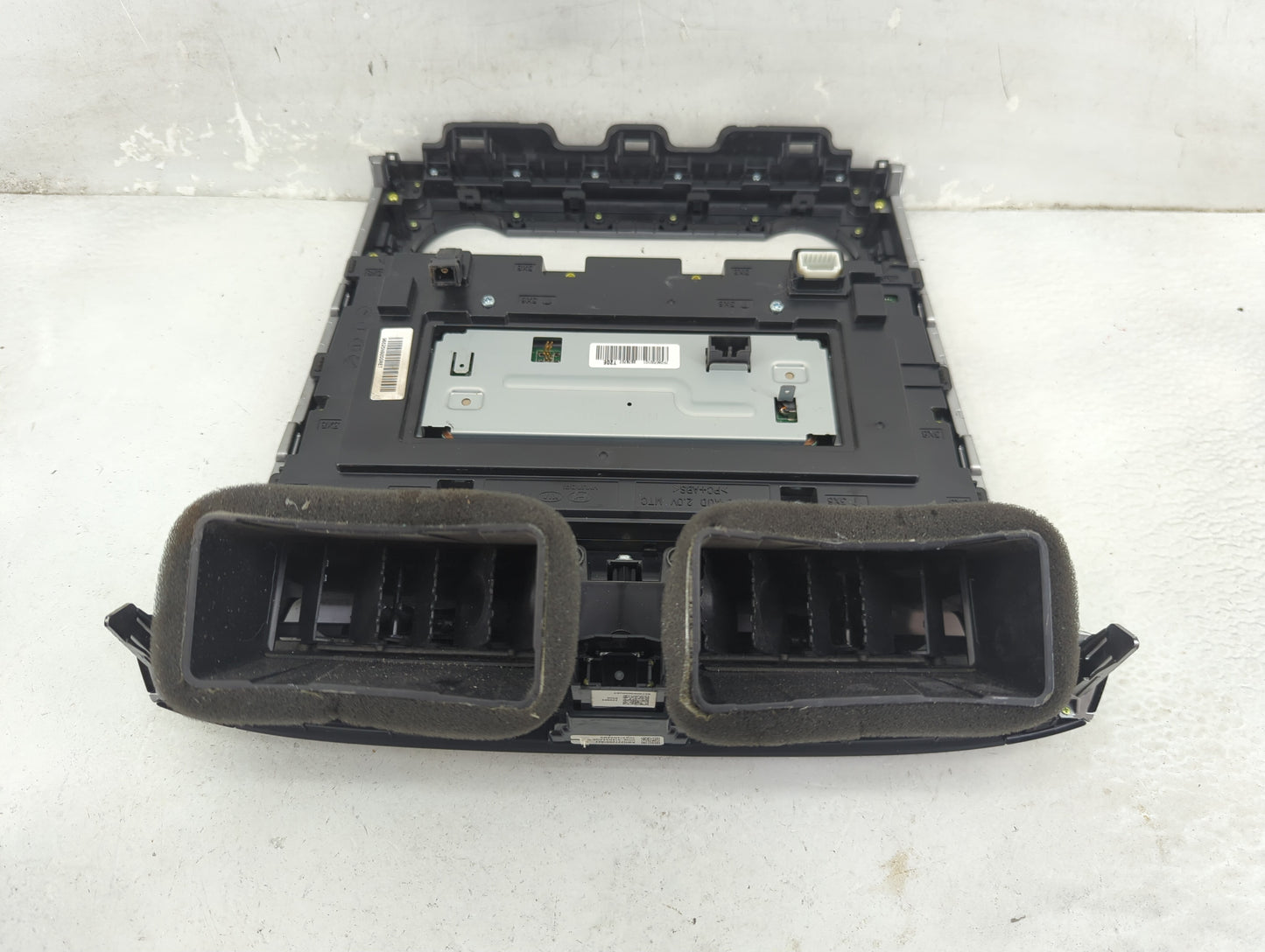 2023 Hyundai Santa Cruz Climate Control Module Temperature AC/Heater Replacement P/N:7F0M700101 2678707, T20E Fits OEM Used 