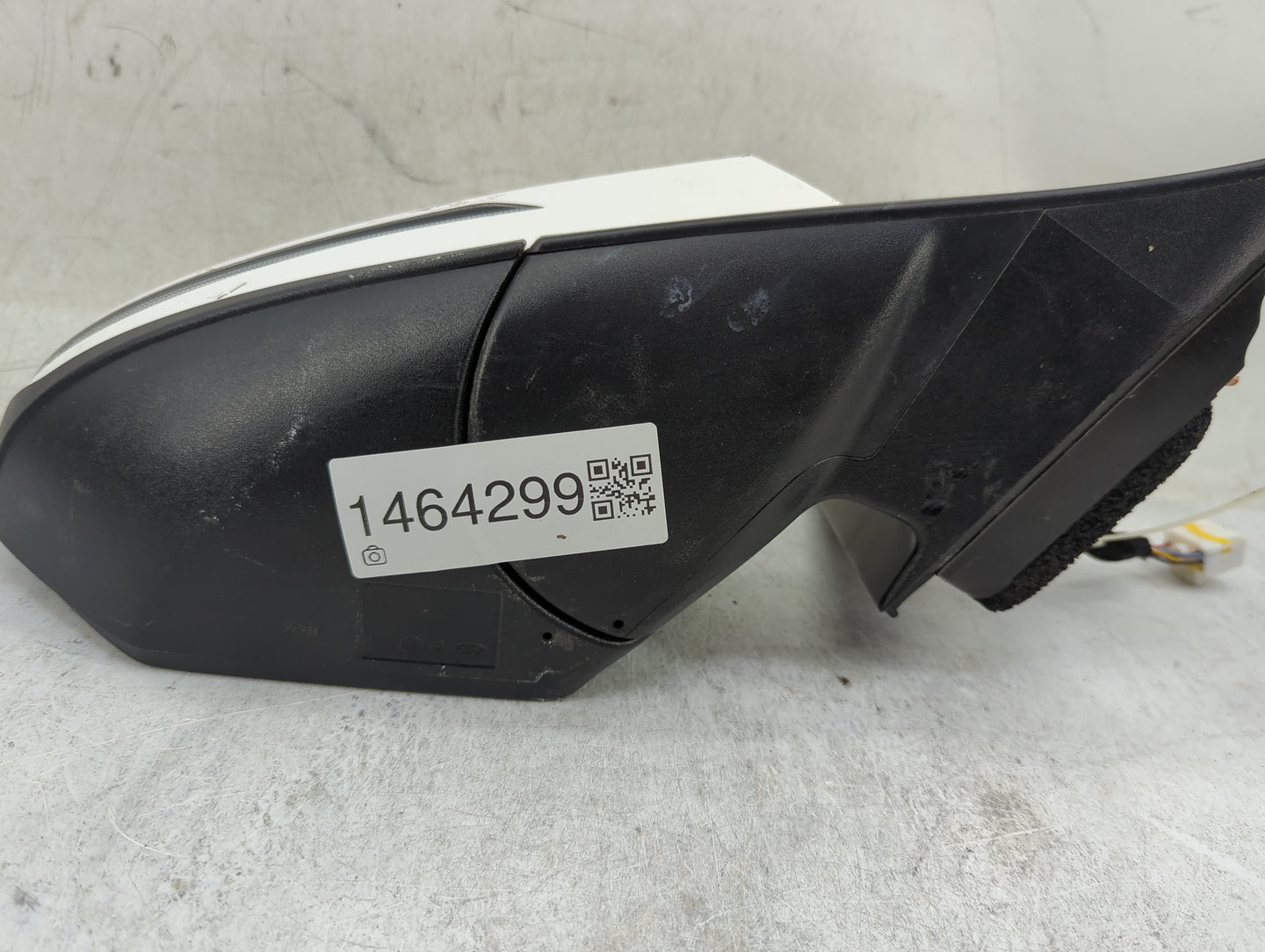 2023 Hyundai Santa Cruz Passenger Side View Mirror - Right Door Mirror OEM Used - Oemusedautoparts1.com