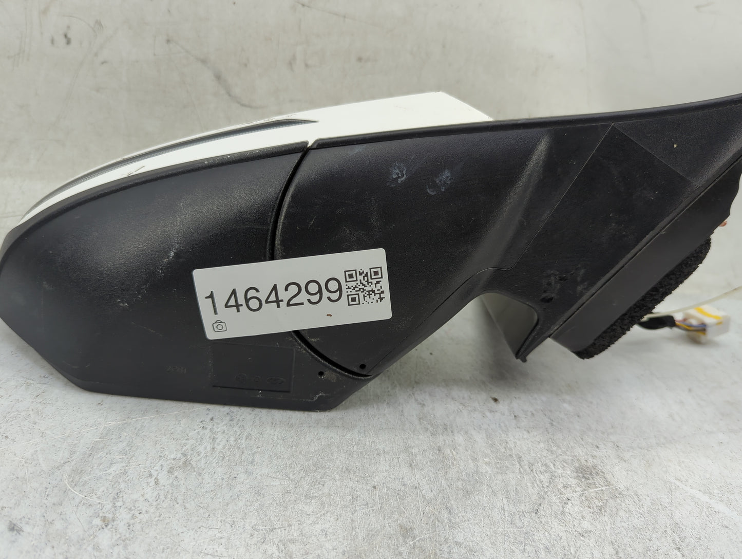 2023 Hyundai Santa Cruz Passenger Side View Mirror - Right Door Mirror OEM Used - Oemusedautoparts1.com