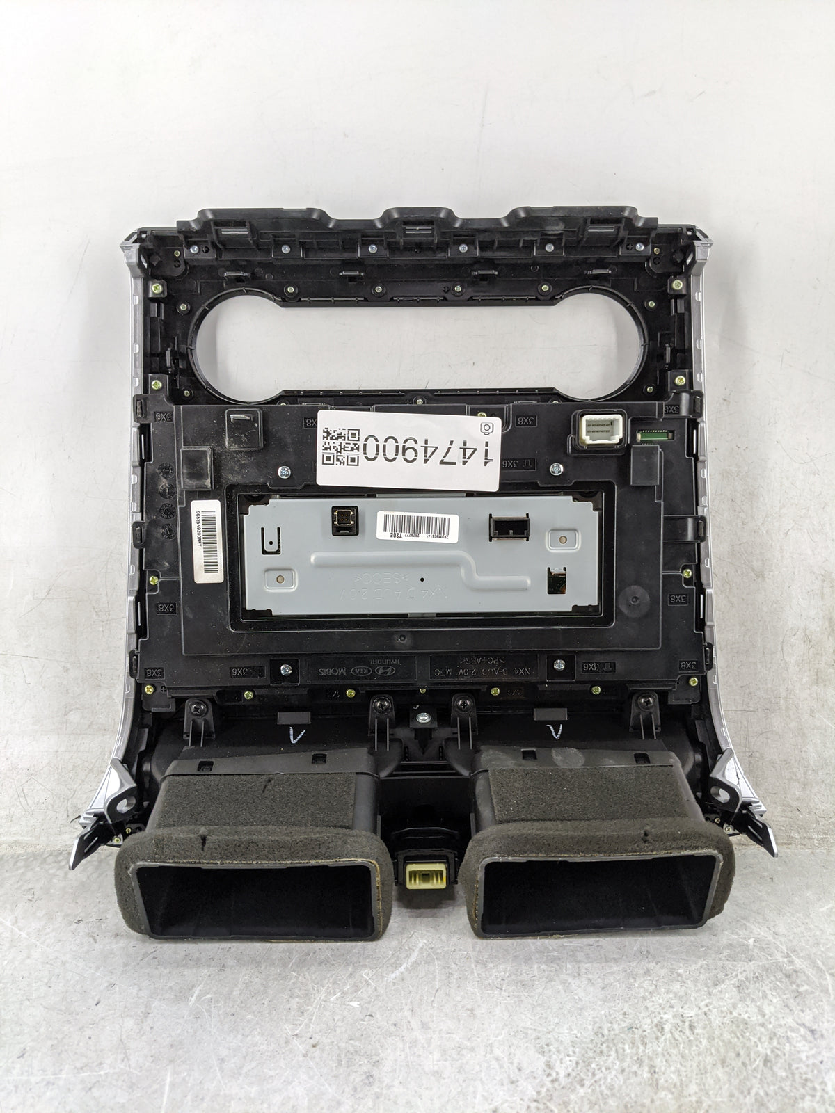 2023 Hyundai Santa Cruz Information Radio Display Screen - Oemusedautoparts1.com