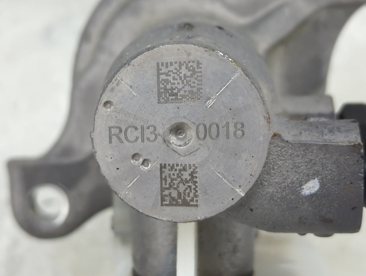 2023 Hyundai Santa Cruz Brake Master Cylinder 1489075 - Oemusedautoparts1.com