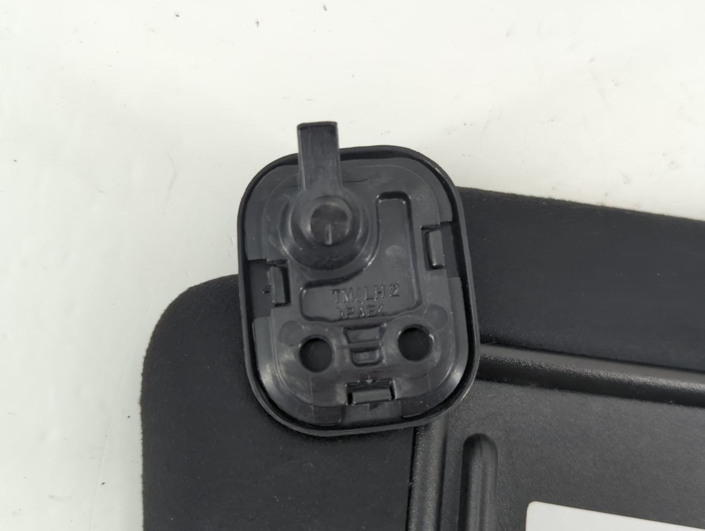 2019-2021 Hyundai Santa Fe Sun Visor Shade Replacement Driver Left Mirror Fits Fits 2019 2020 2021 OEM Used Auto Parts - Oem