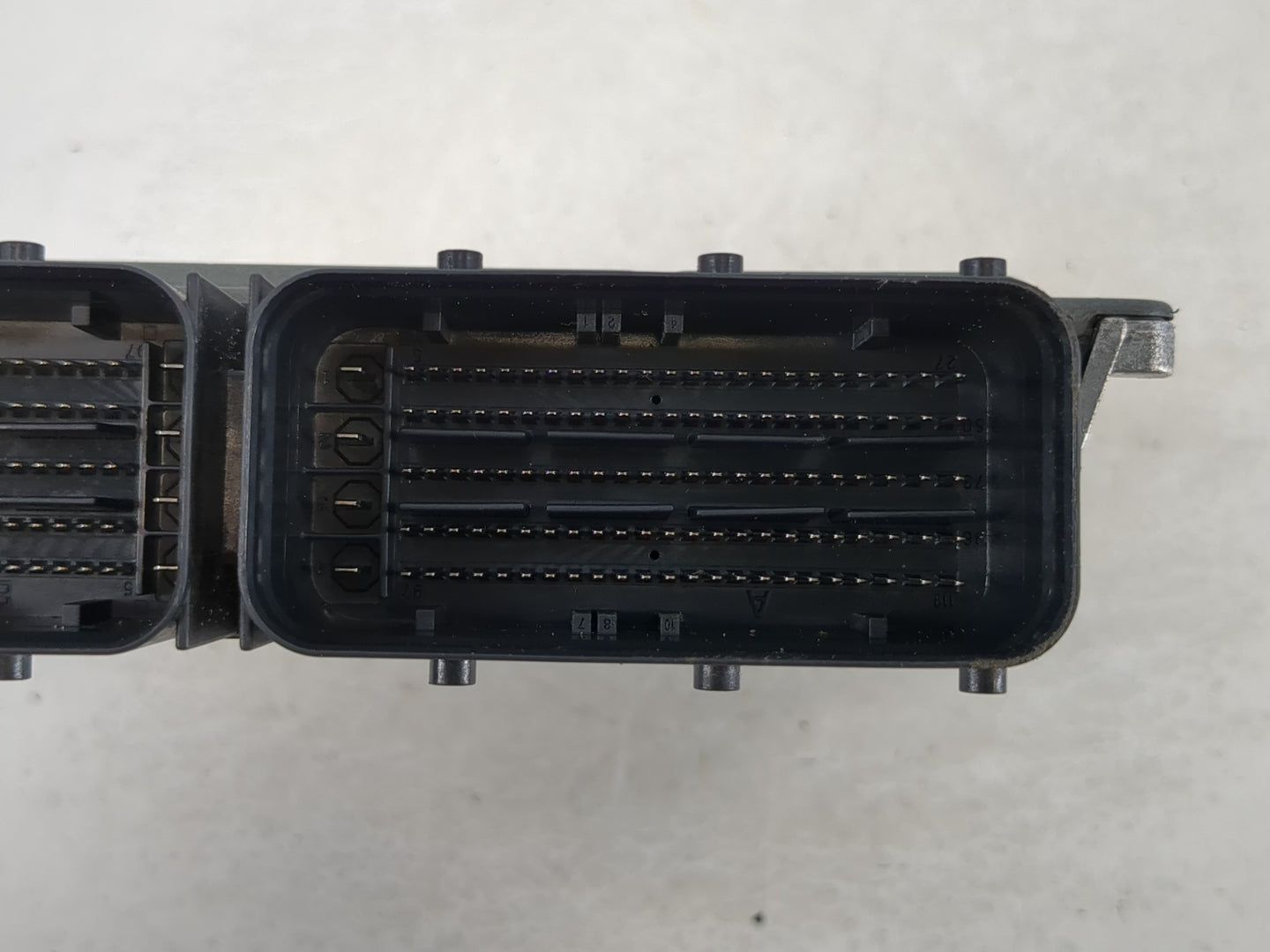2023 Hyundai Santa Fe PCM Engine Control Computer ECU ECM PCU OEM P/N:39110-2S299 39100-2S299 Fits OEM Used Auto Parts - Oem