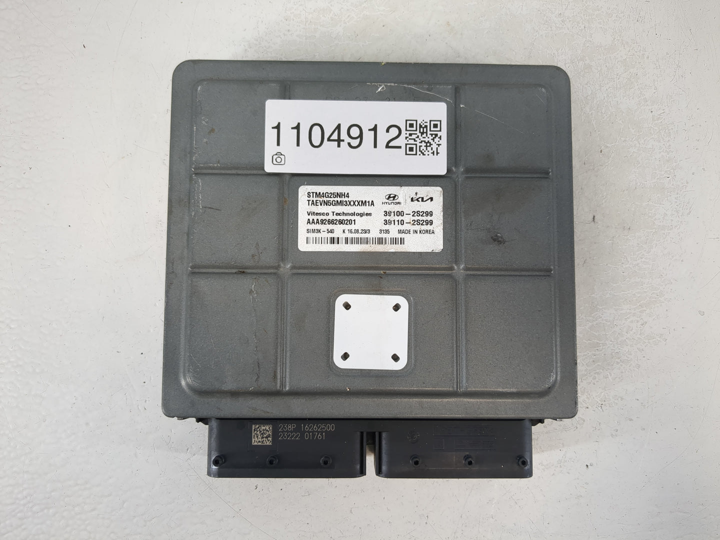 2023 Hyundai Santa Fe PCM Engine Control Computer ECU ECM PCU OEM P/N:39110-2S299 39100-2S299 Fits OEM Used Auto Parts - Oem