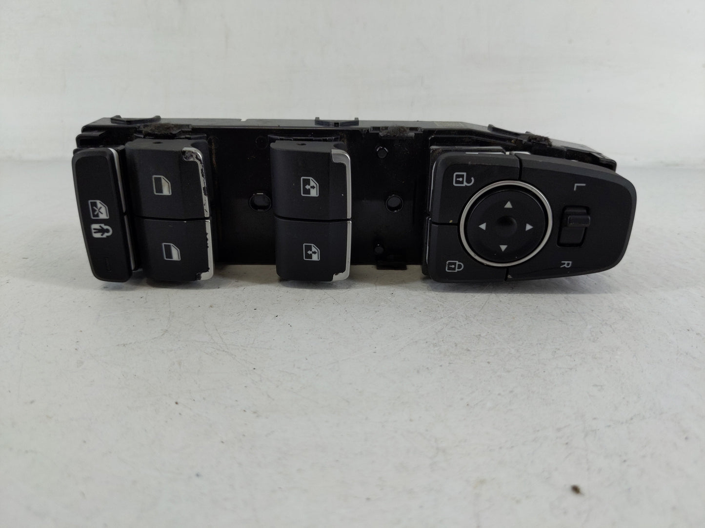 2021 Hyundai Santa Fe Master Power Window Switch Replacement Driver Side Left P/N:5001041 230315 Fits OEM Used Auto Parts - 