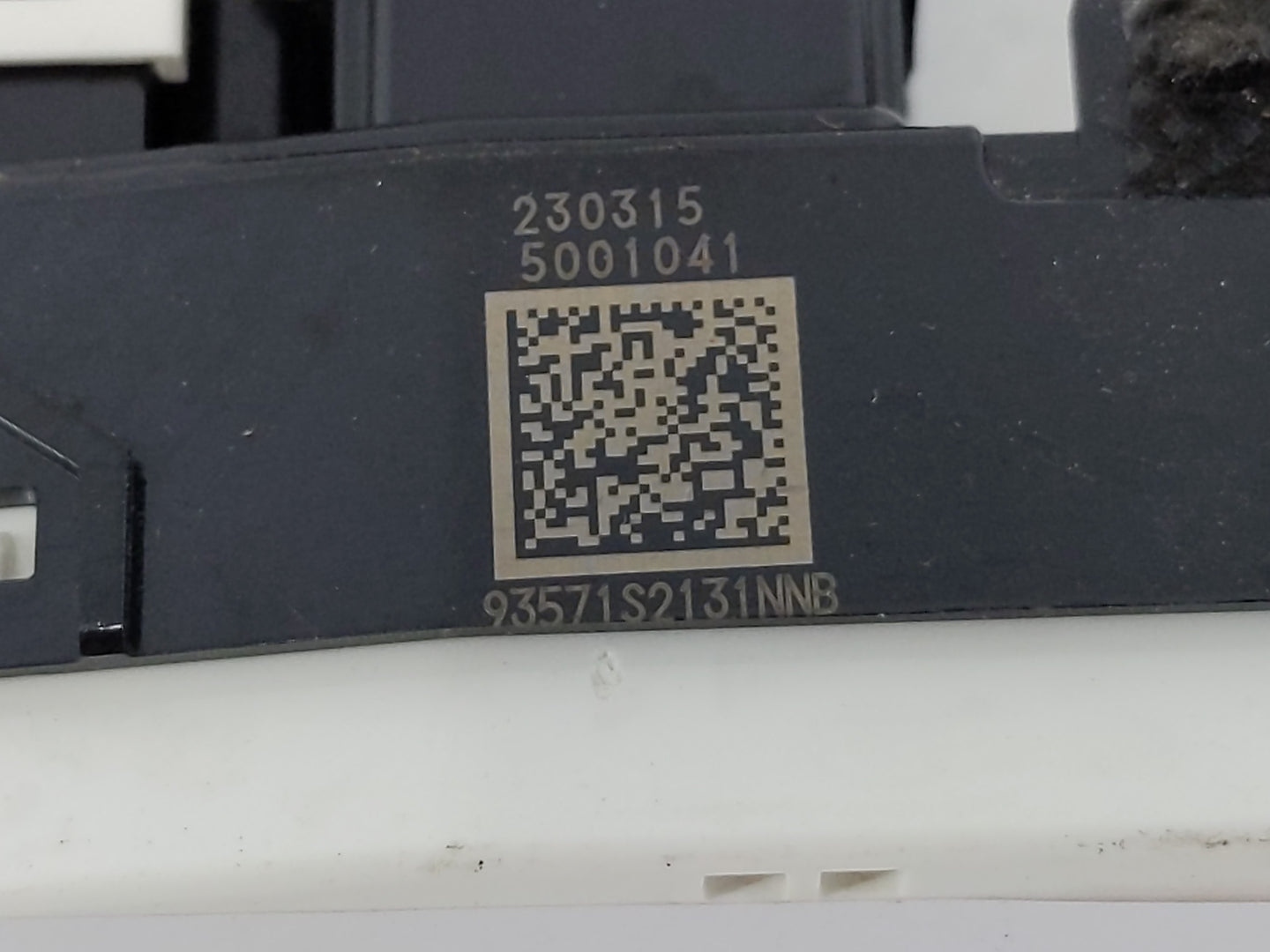 2021 Hyundai Santa Fe Master Power Window Switch Replacement Driver Side Left P/N:5001041 230315 Fits OEM Used Auto Parts - 
