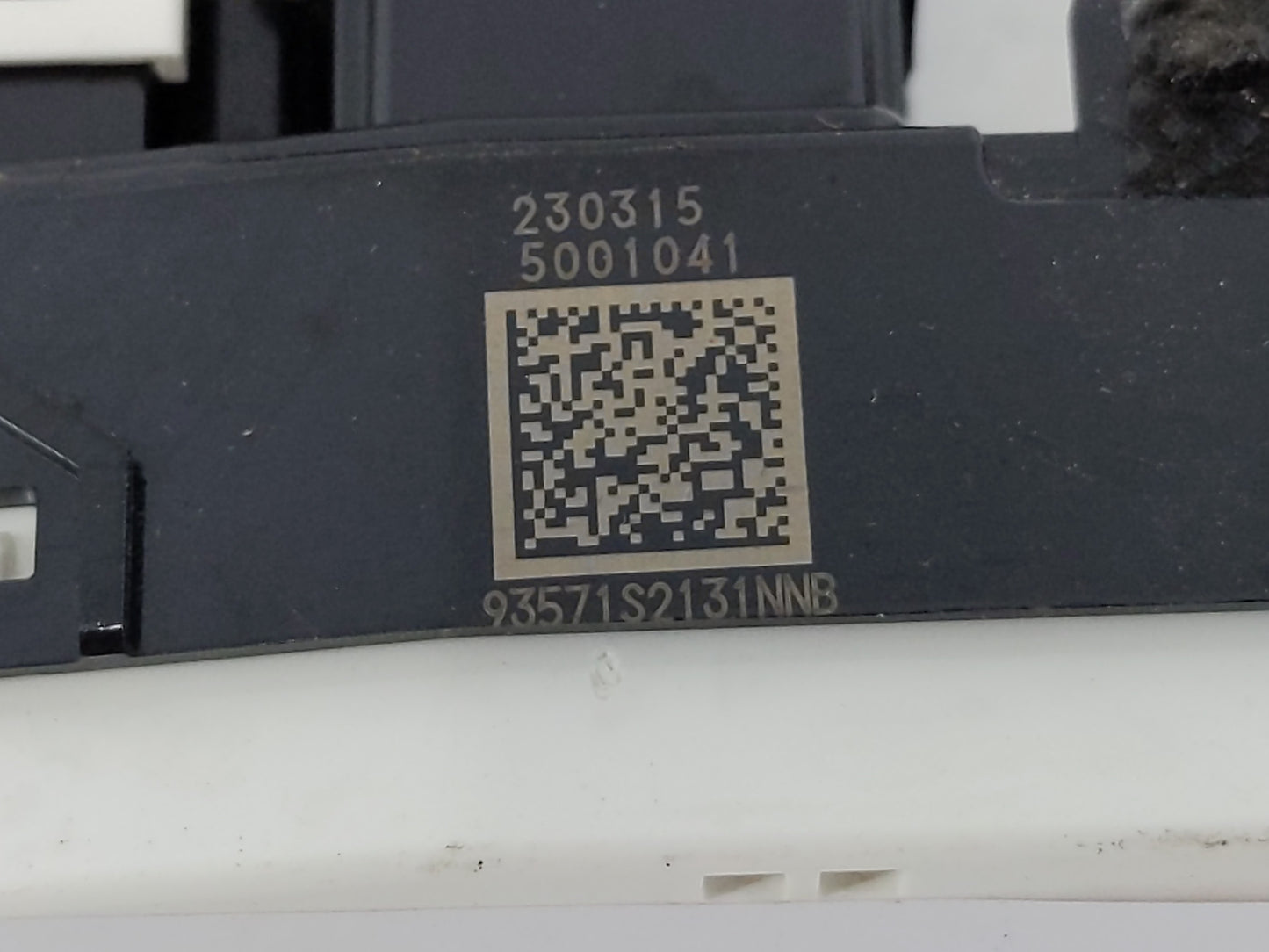2021 Hyundai Santa Fe Master Power Window Switch Replacement Driver Side Left P/N:5001041 230315 Fits OEM Used Auto Parts - 