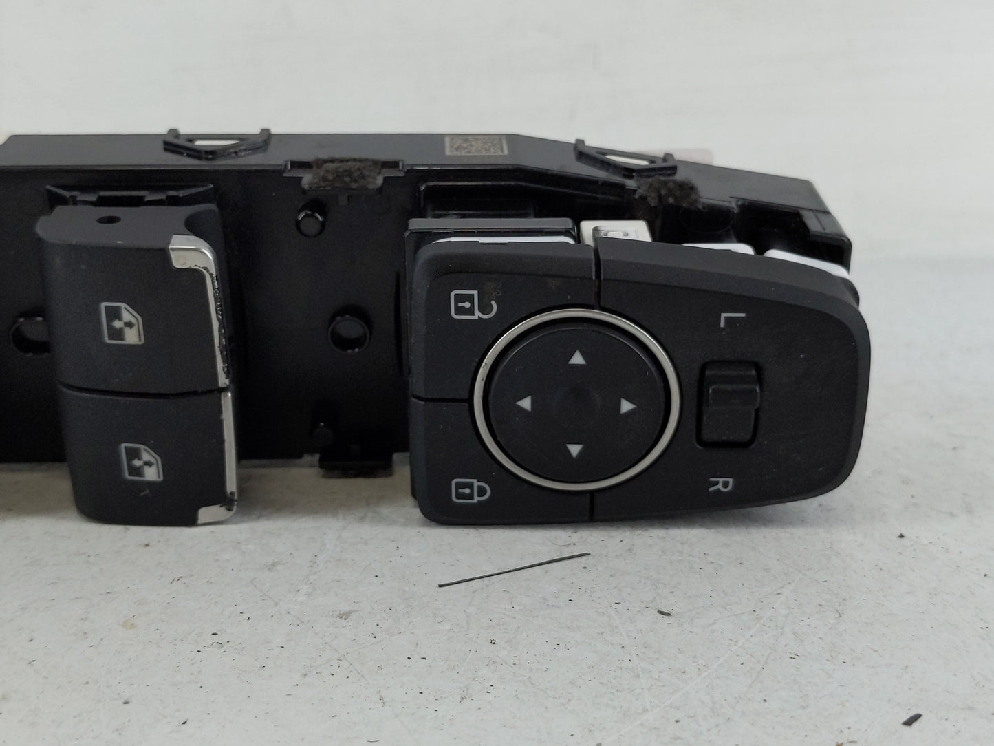 2021 Hyundai Santa Fe Master Power Window Switch Replacement Driver Side Left P/N:230707 Fits OEM Used Auto Parts - Oemuseda