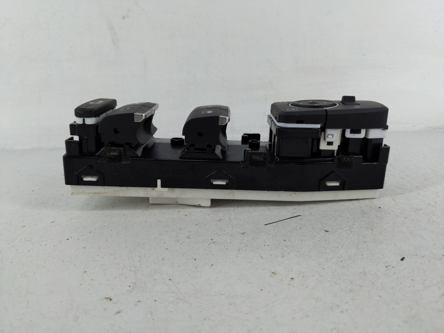 2021 Hyundai Santa Fe Master Power Window Switch Replacement Driver Side Left P/N:230707 Fits OEM Used Auto Parts - Oemuseda