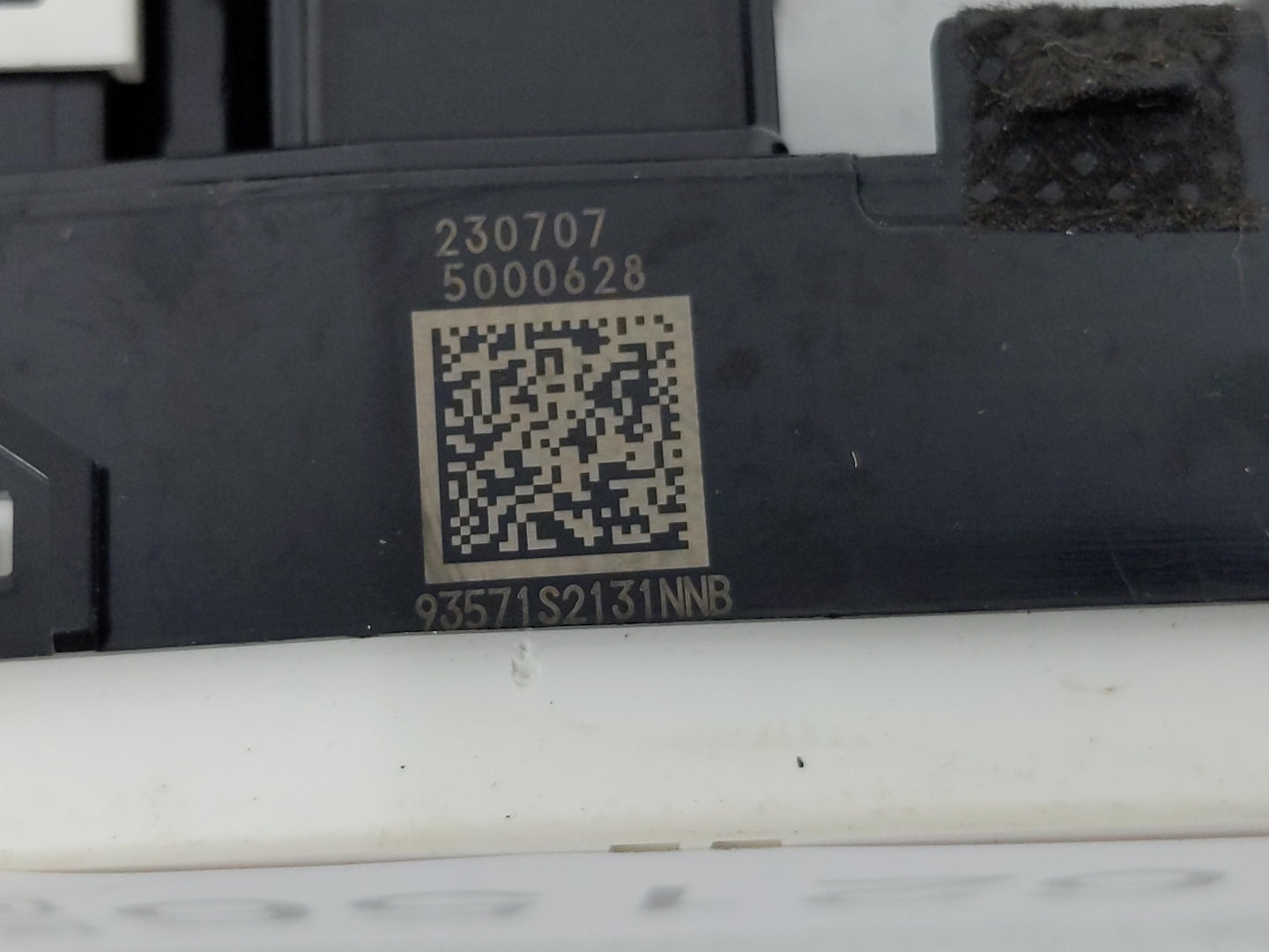 2021 Hyundai Santa Fe Master Power Window Switch Replacement Driver Side Left P/N:230707 Fits OEM Used Auto Parts - Oemuseda