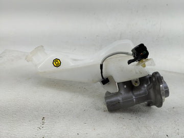 2021-2021 Hyundai Santa Fe Power Brake Booster Oem - Oemusedautoparts1.com