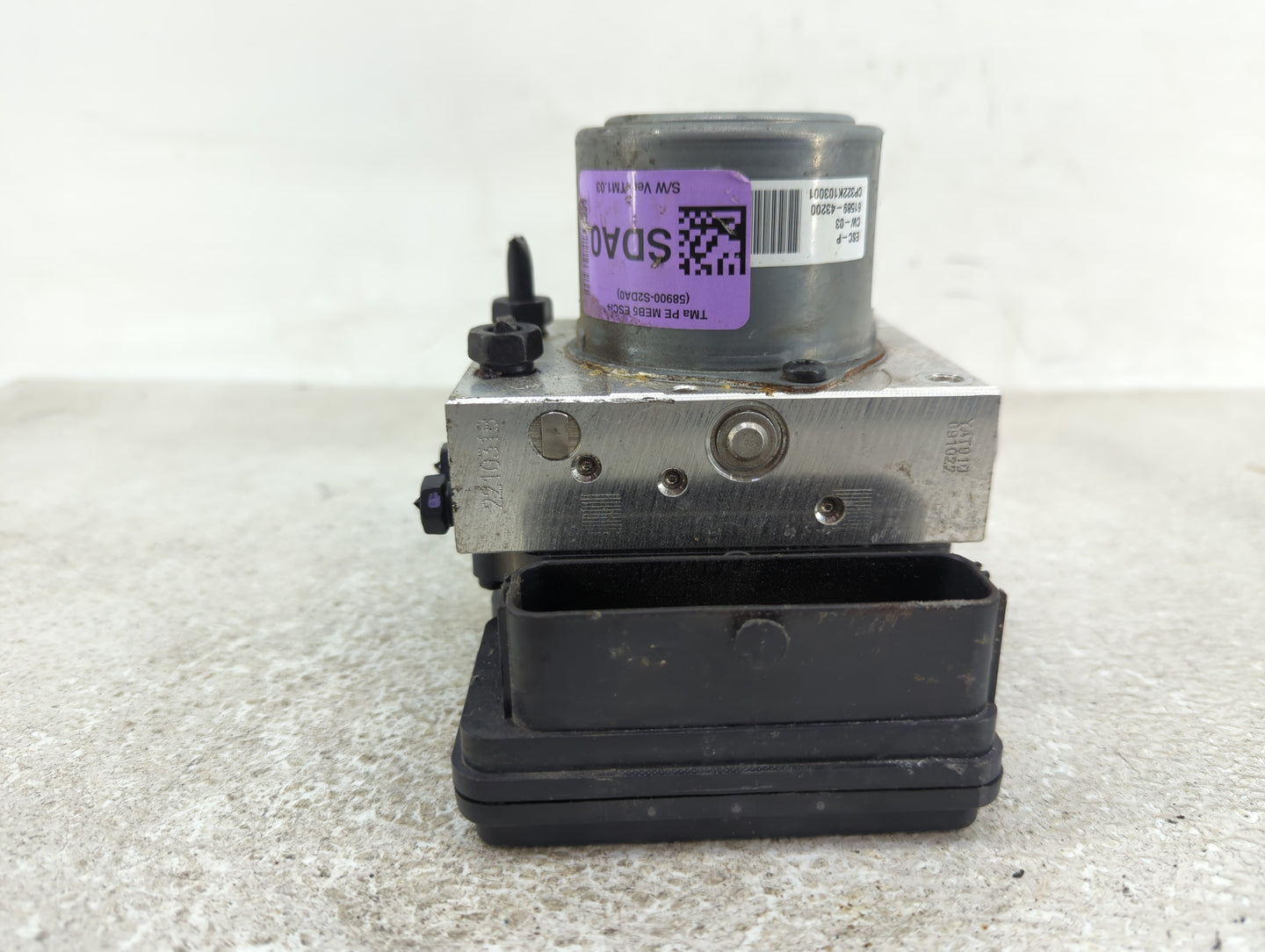 2021 Hyundai Santa Fe ABS Pump Control Module Replacement P/N:58900-S2DA0 Fits OEM Used Auto Parts - Oemusedautoparts1.com