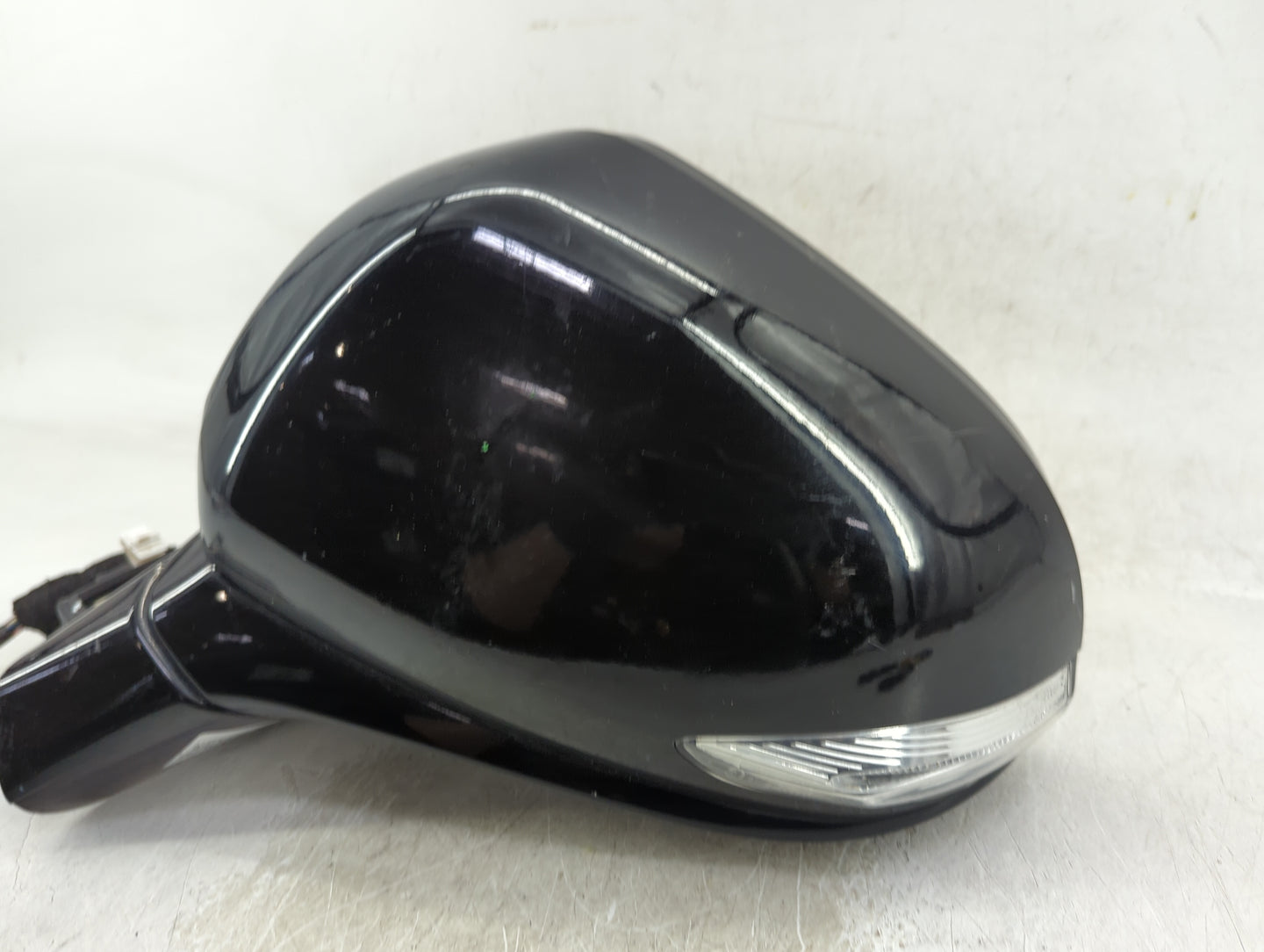 2021 Hyundai Santa Fe Driver Side View Mirror - Left Door Mirror OEM Used - Oemusedautoparts1.com