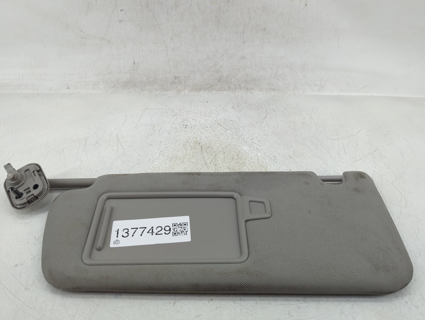 2019-2021 Hyundai Santa Fe Sun Visor Shade Replacement Driver Left Mirror Fits Fits 2019 2020 2021 OEM Used Auto Parts - Oem