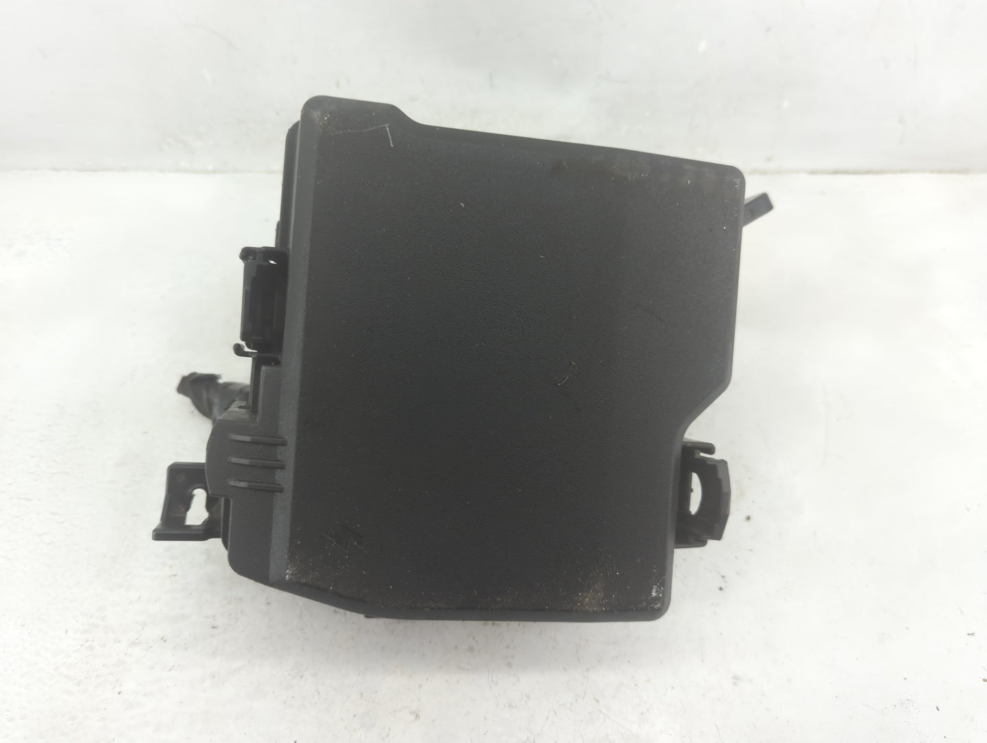 2021 Hyundai Santa Fe Fusebox Fuse Box Panel Relay Module P/N:91956-S2120 Fits OEM Used Auto Parts - Oemusedautoparts1.com
