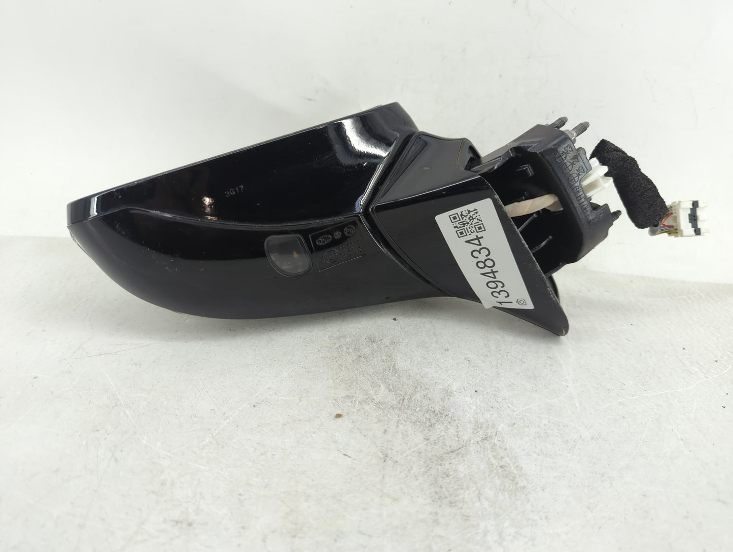 2021 Hyundai Santa Fe Driver Side View Mirror - Left Door Mirror OEM Used - Oemusedautoparts1.com