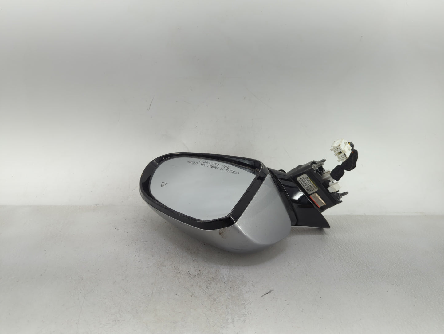 2021 Hyundai Santa Fe Passenger Side View Mirror - Right Door Mirror OEM Used - Oemusedautoparts1.com