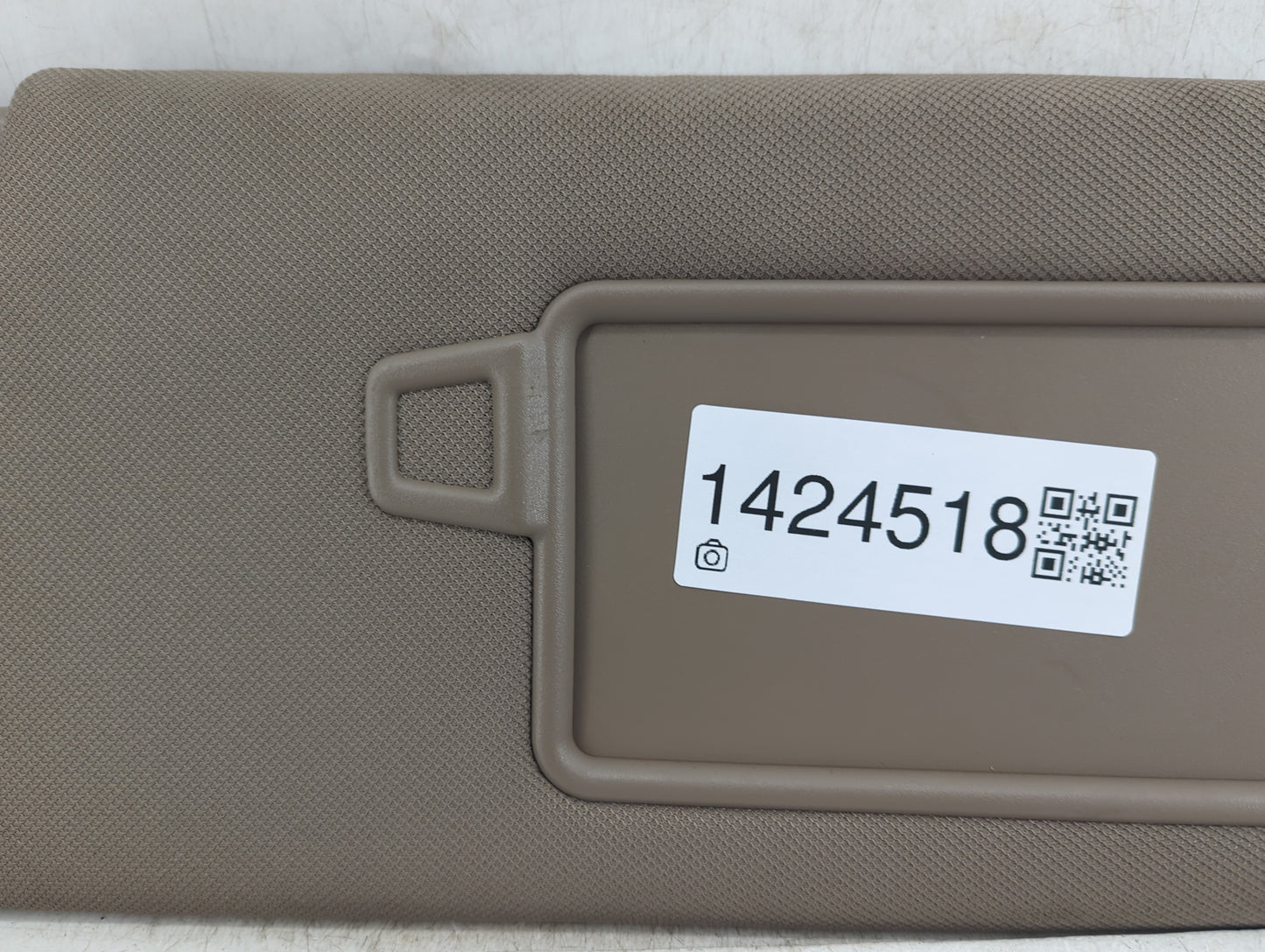 2023 Hyundai Santa Fe Sun Visor Shade Replacement Passenger Right Mirror Fits OEM Used Auto Parts - Oemusedautoparts1.com
