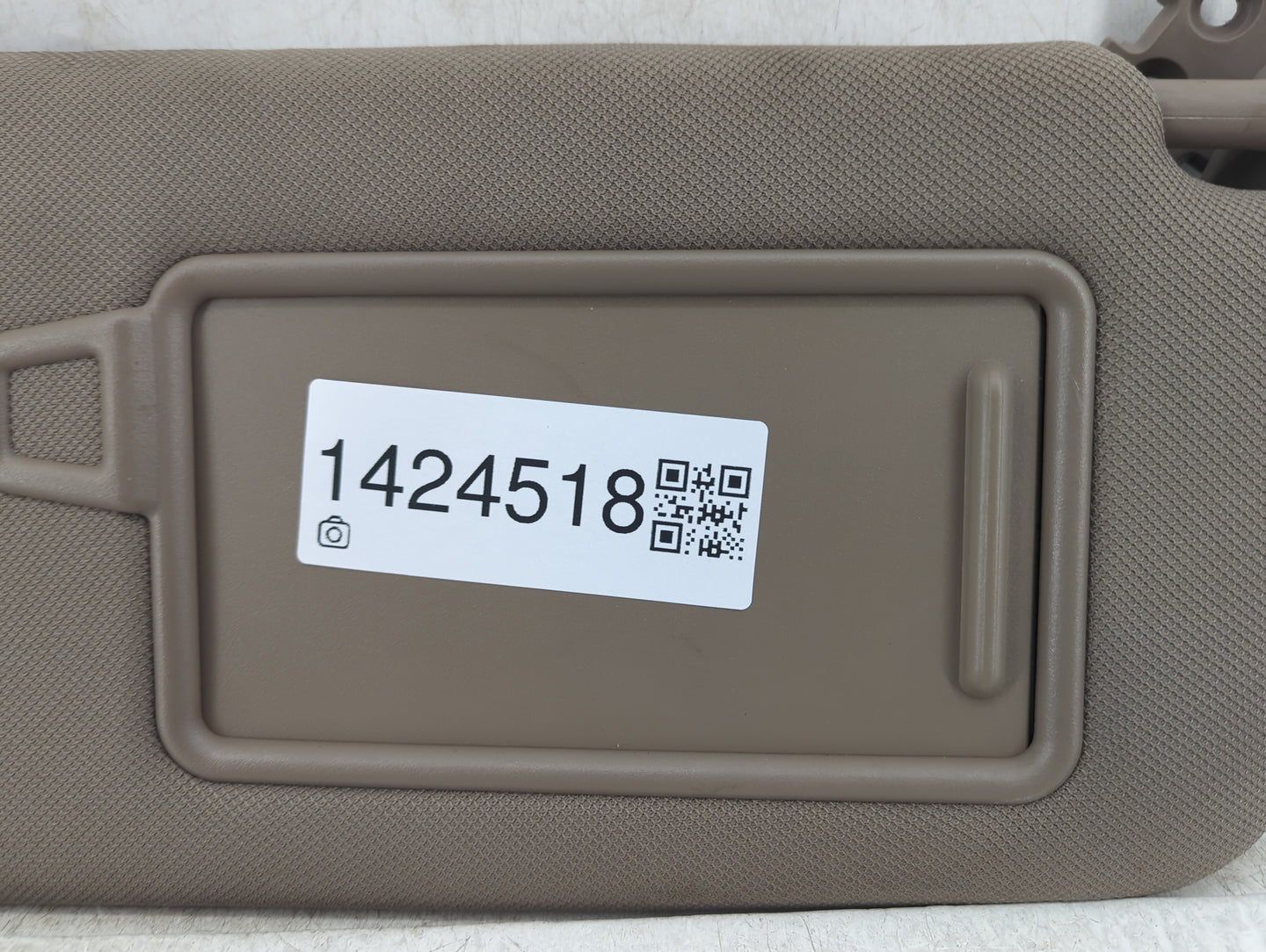 2023 Hyundai Santa Fe Sun Visor Shade Replacement Passenger Right Mirror Fits OEM Used Auto Parts - Oemusedautoparts1.com