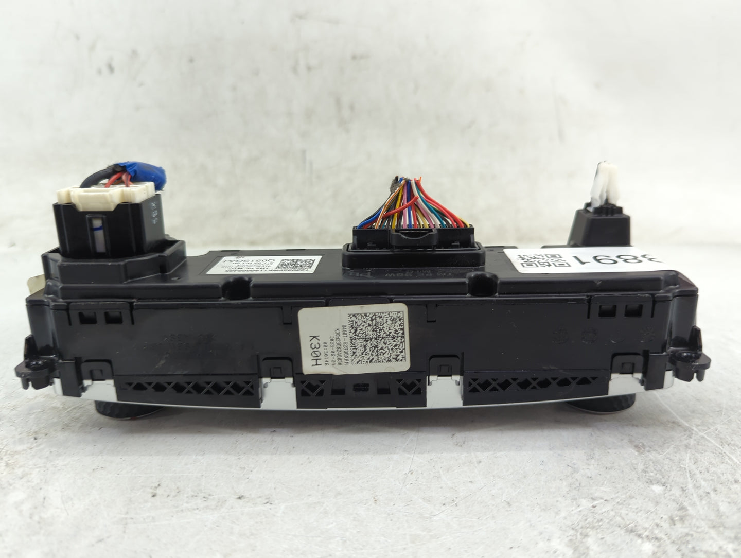 2021 Hyundai Santa Fe Climate Control Module Temperature AC/Heater Replacement P/N:97250-S2GA0 Fits OEM Used Auto Parts - Oe