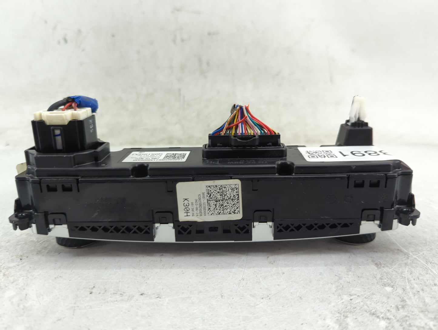 2021 Hyundai Santa Fe Climate Control Module Temperature AC/Heater Replacement P/N:97250-S2GA0 Fits OEM Used Auto Parts - Oe