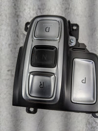 2023 Hyundai Santa Fe Floor Console Assembly Shifter - Oemusedautoparts1.com