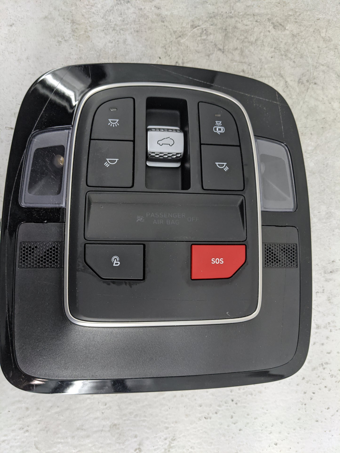 2021-2021 Hyundai Santa Fe Overhead Console W/rear Climate Control Black - Oemusedautoparts1.com