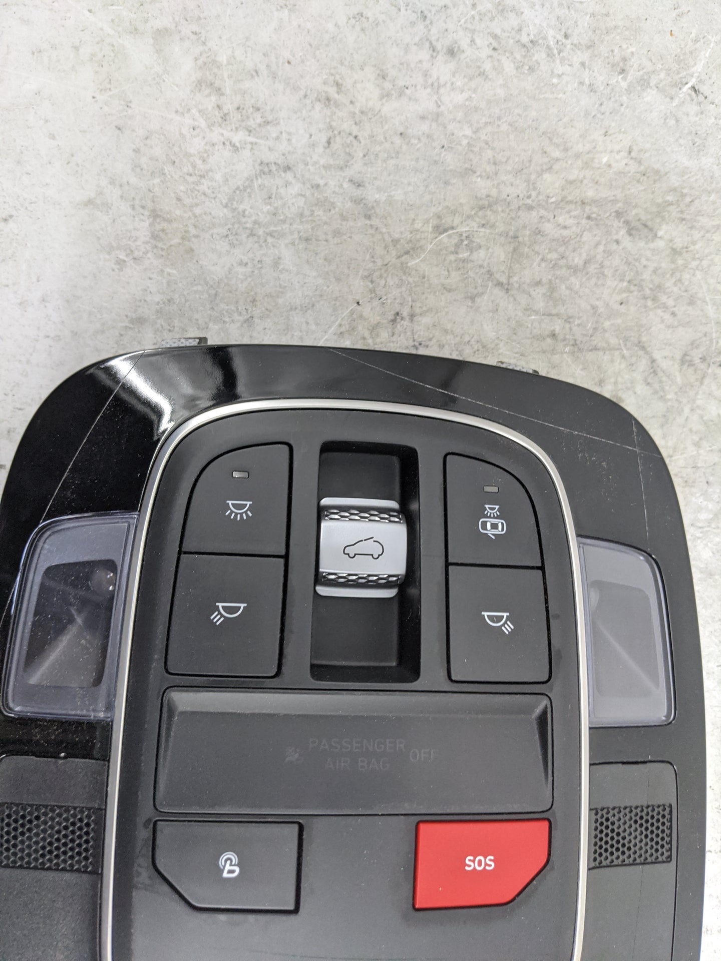 2021-2021 Hyundai Santa Fe Overhead Console W/rear Climate Control Black - Oemusedautoparts1.com