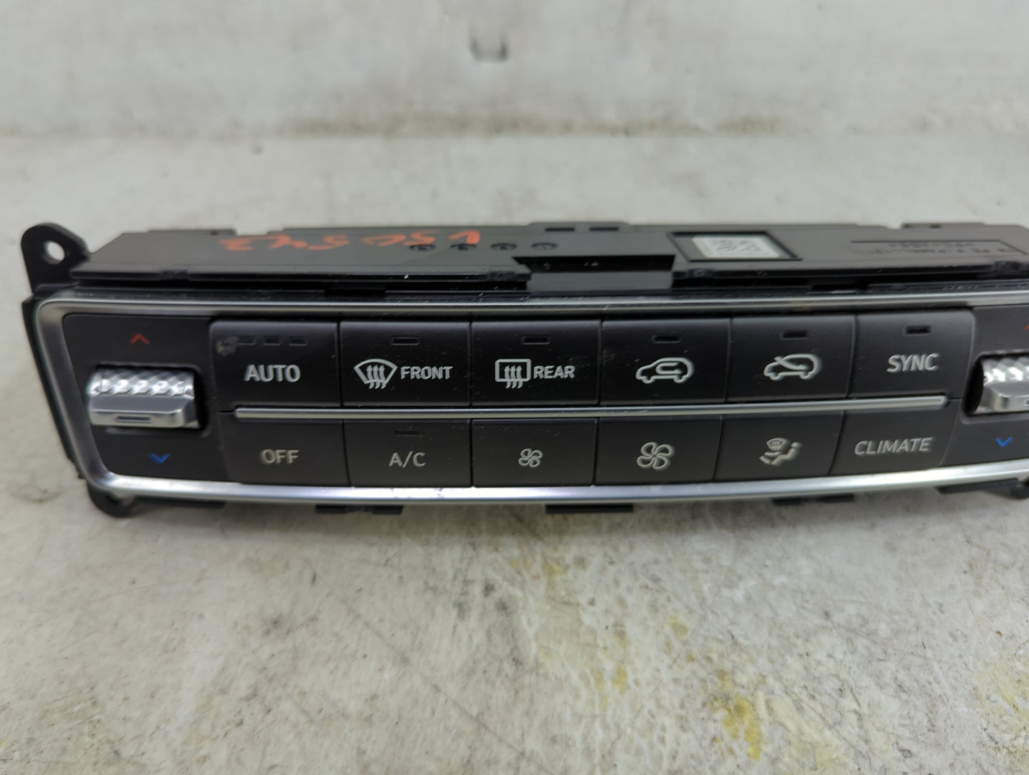 2021 Hyundai Santa Fe Climate Control Module Temperature AC/Heater Replacement P/N:97250-S2JA0 97250-S1XXX, 97250-S2XXX Fits