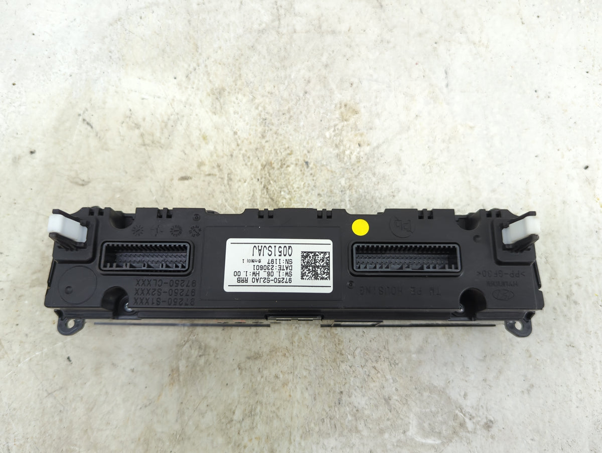 2021 Hyundai Santa Fe Climate Control Module Temperature AC/Heater Replacement P/N:97250-S2JA0 97250-S1XXX, 97250-S2XXX Fits