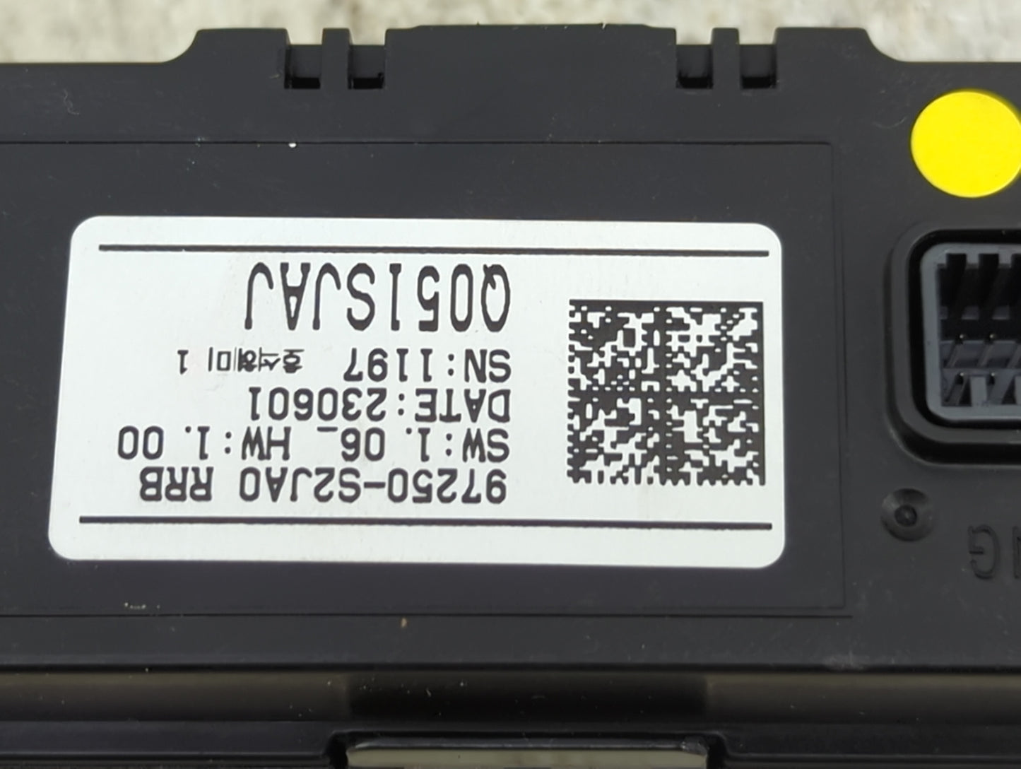 2021 Hyundai Santa Fe Climate Control Module Temperature AC/Heater Replacement P/N:97250-S2JA0 97250-S1XXX, 97250-S2XXX Fits