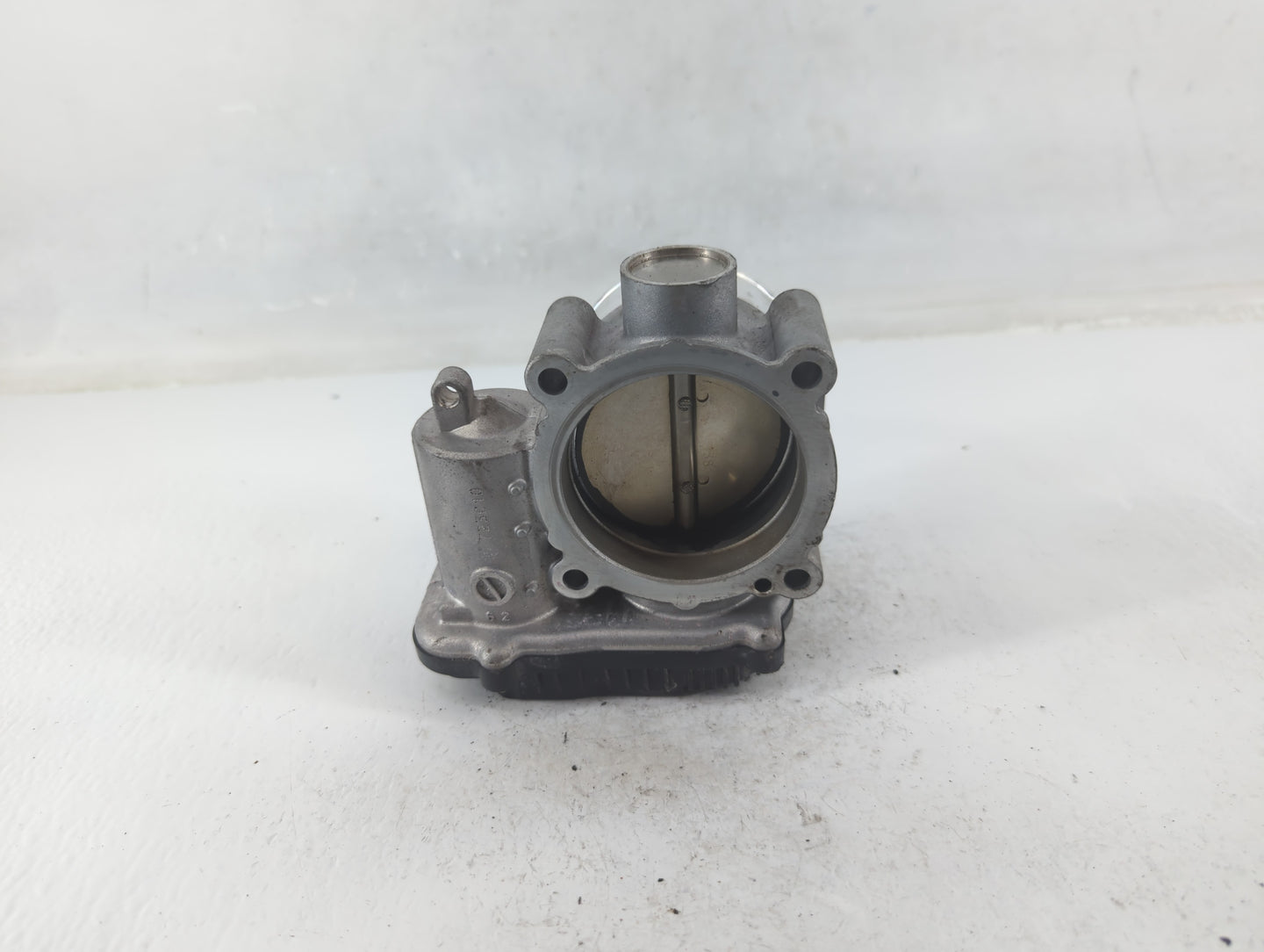2021 Hyundai Santa Fe Throttle Body P/N:35100-2S000 Fits Fits 2020 2022 2023 OEM Used Auto Parts - Oemusedautoparts1.com