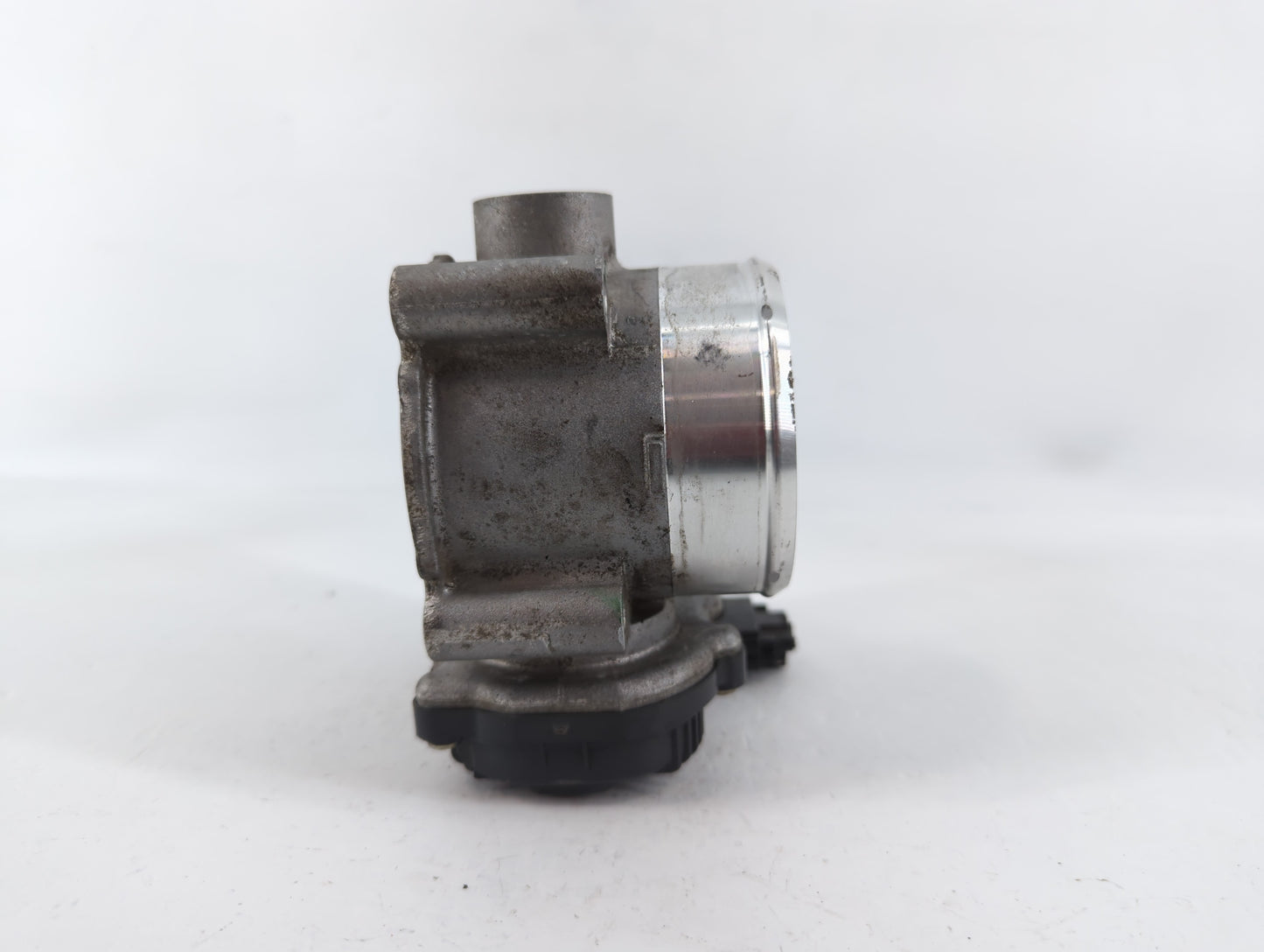 2021 Hyundai Santa Fe Throttle Body P/N:9045040031 35100-2S000 Fits Fits 2020 2022 2023 OEM Used Auto Parts - Oemusedautopar