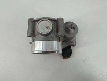 2021 Hyundai Santa Fe Throttle Body P/N:9045040031 35100-2S000 Fits Fits 2020 2022 2023 OEM Used Auto Parts