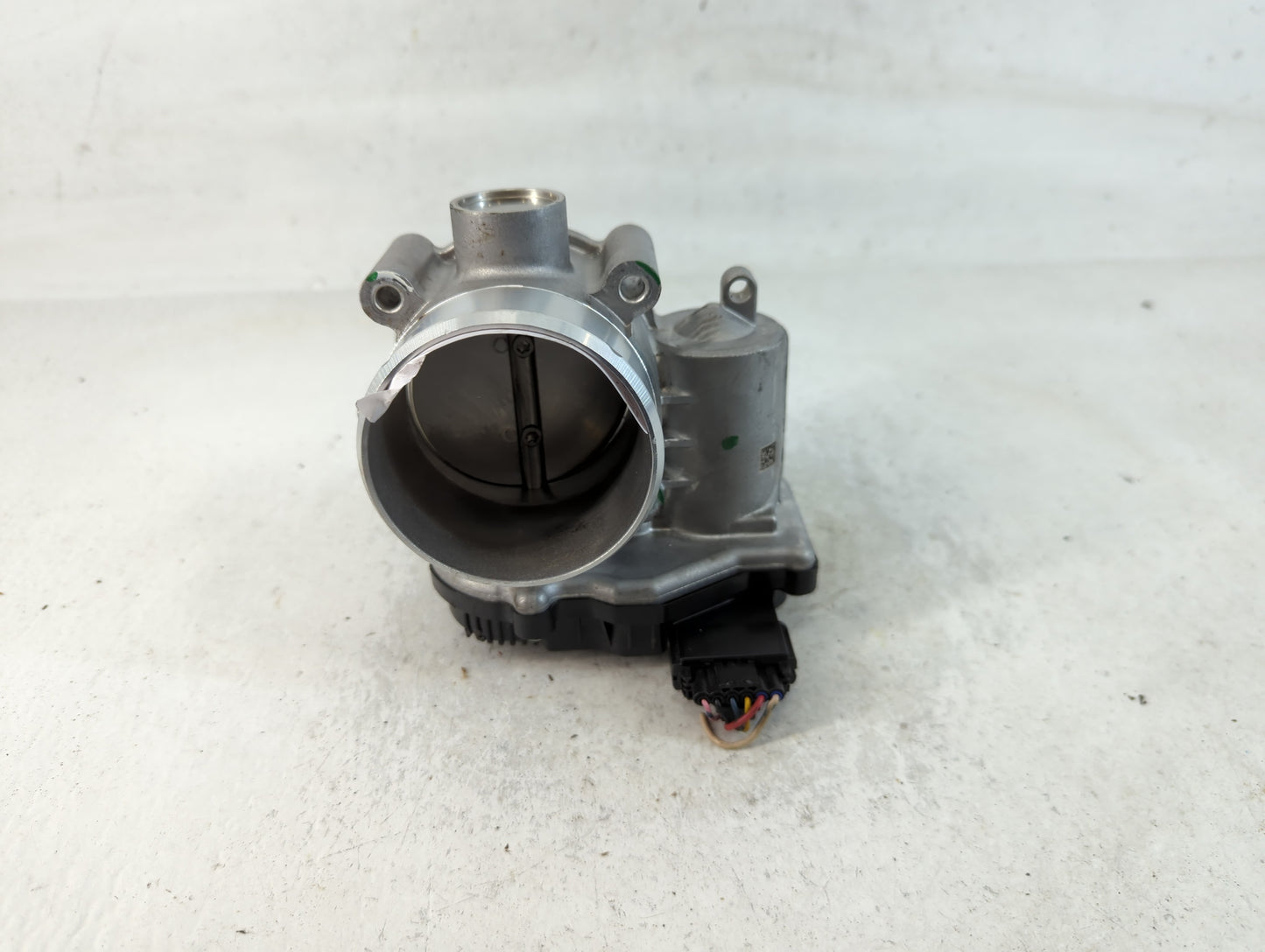 2021 Hyundai Santa Fe Throttle Body P/N:35100-2S000 Fits Fits 2020 2022 2023 OEM Used Auto Parts - Oemusedautoparts1.com