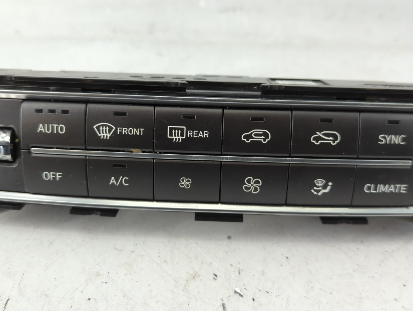 2021 Hyundai Santa Fe Climate Control Module Temperature AC/Heater Replacement P/N:97250-S2JA0 Fits OEM Used Auto Parts - Oe