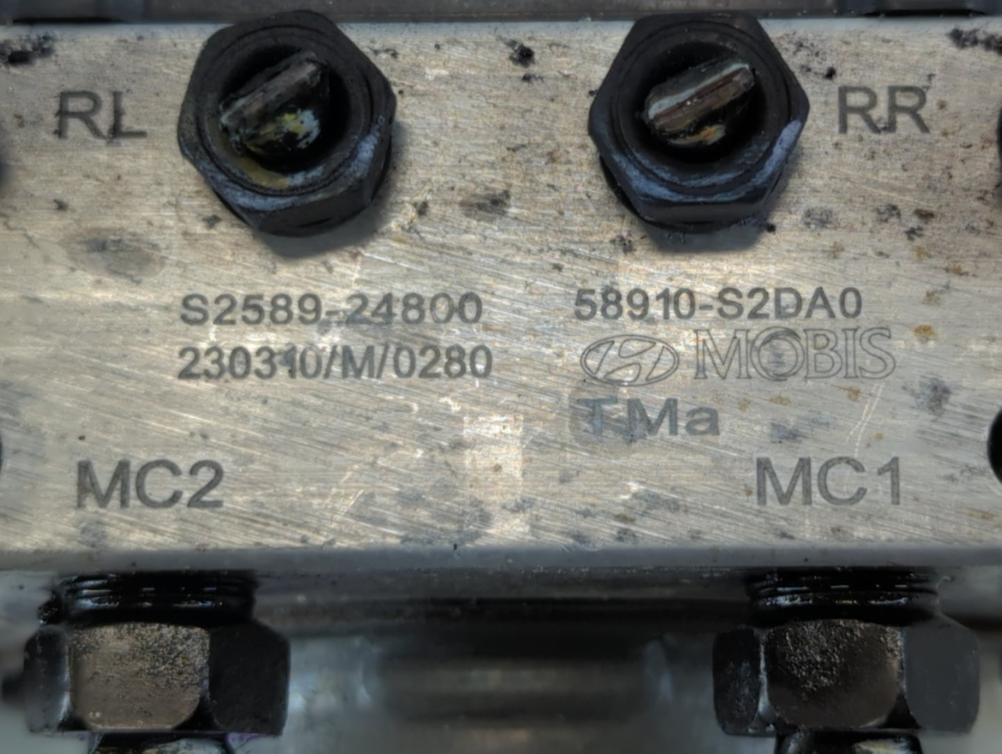 2021 Hyundai Santa Fe ABS Pump Control Module Replacement P/N:58910-S2DA0 Fits OEM Used Auto Parts - Oemusedautoparts1.com