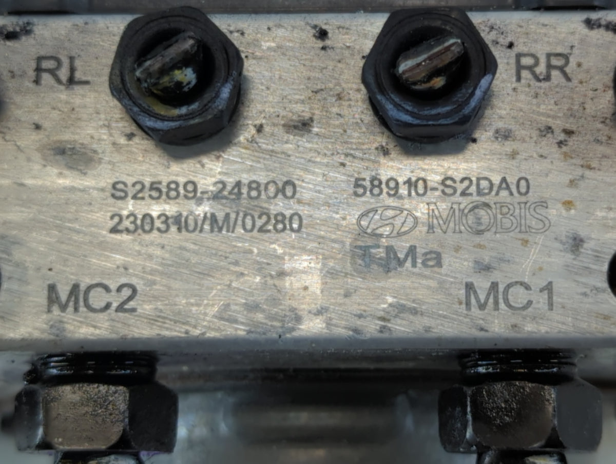 2021 Hyundai Santa Fe Anti-Lock Brake ABS Pump Module Actuator OEM P/N:58910-S2DA0 Fits OEM Used Auto Parts - Oemusedautopar