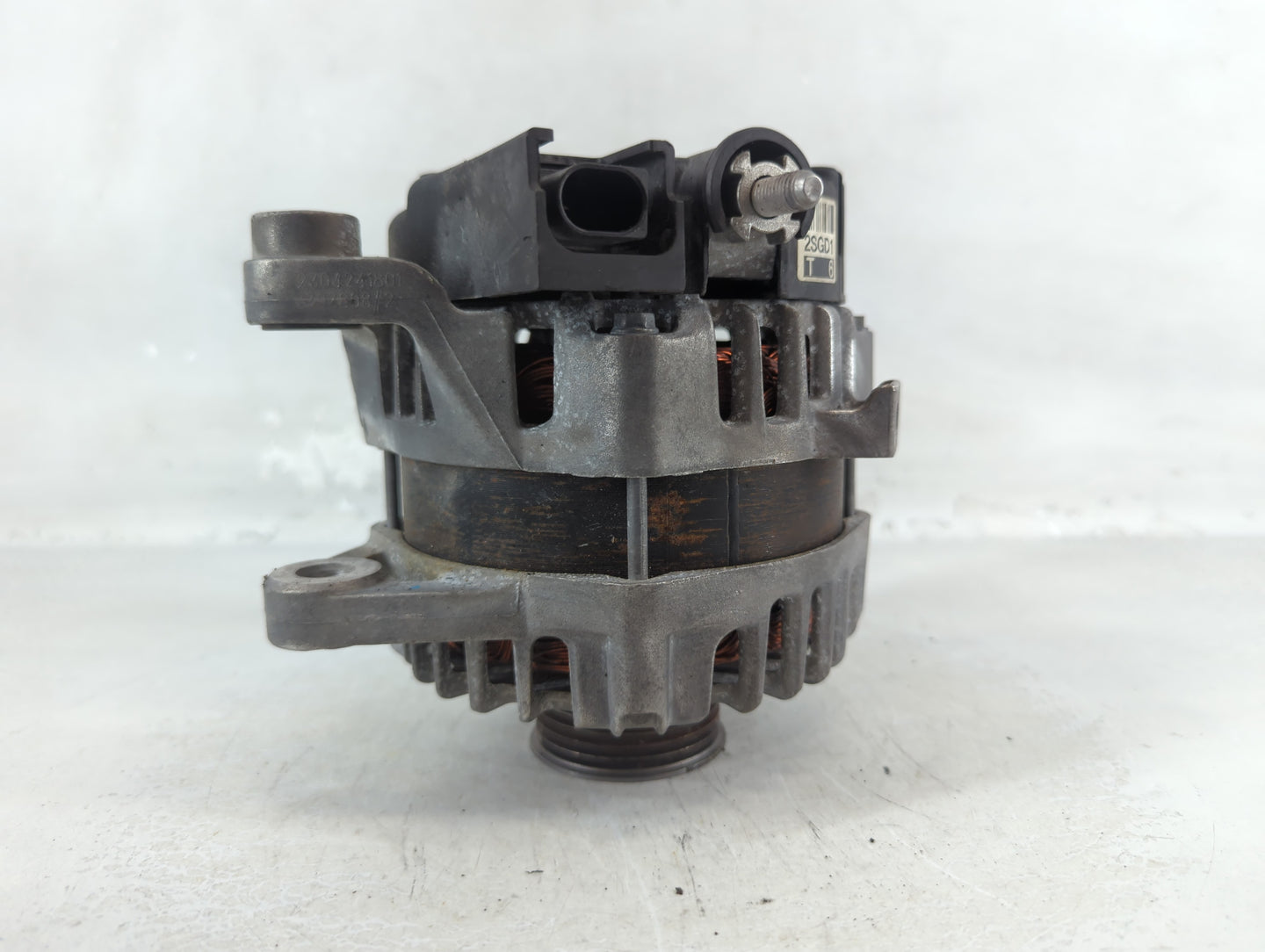 2020-2023 Hyundai Sonata Alternator Replacement Generator Charging Assembly Engine OEM P/N:2723062 37300-2SGD1 Fits OEM Used