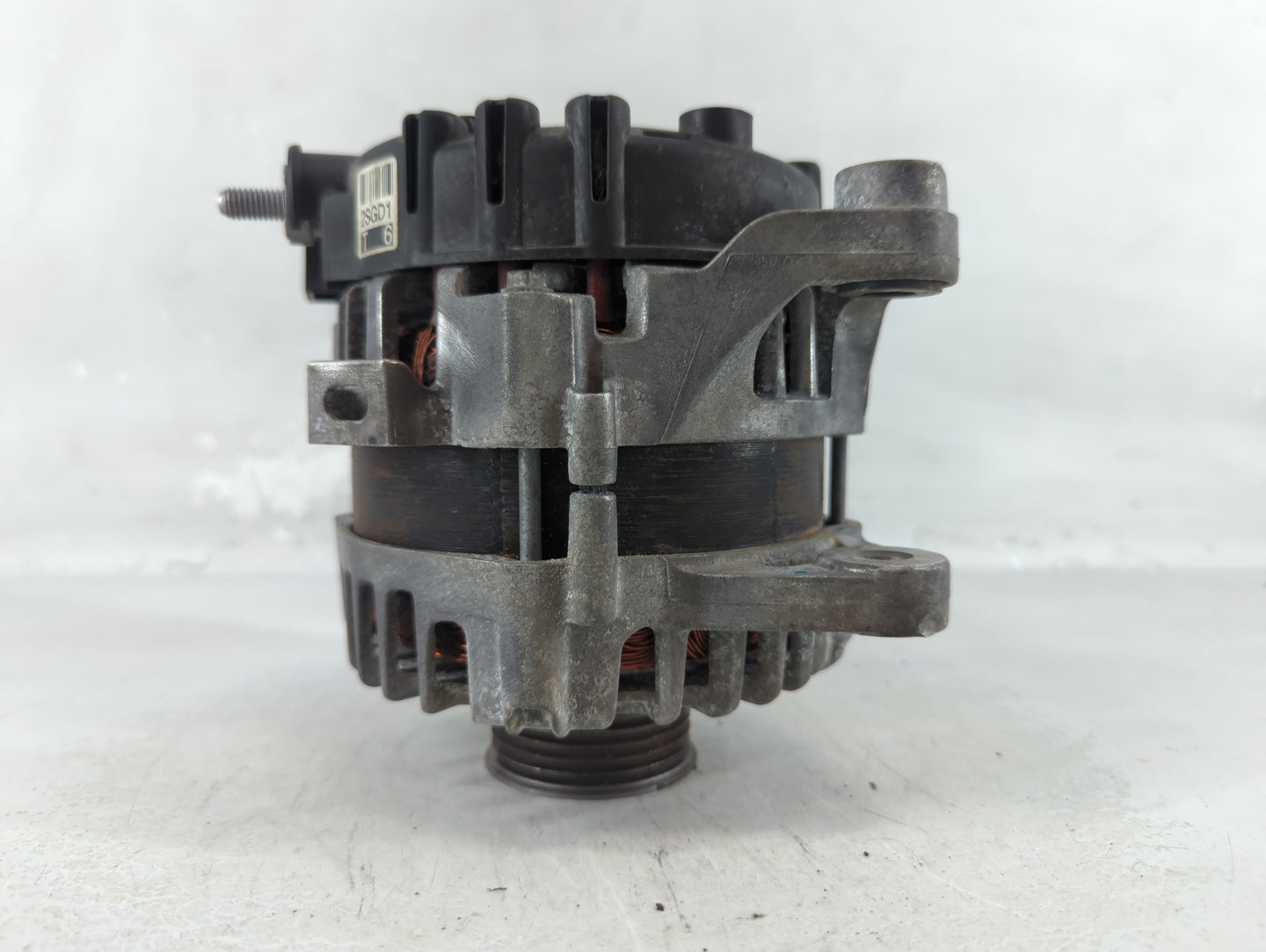 2020-2023 Hyundai Sonata Alternator Replacement Generator Charging Assembly Engine OEM P/N:2723062 37300-2SGD1 Fits OEM Used