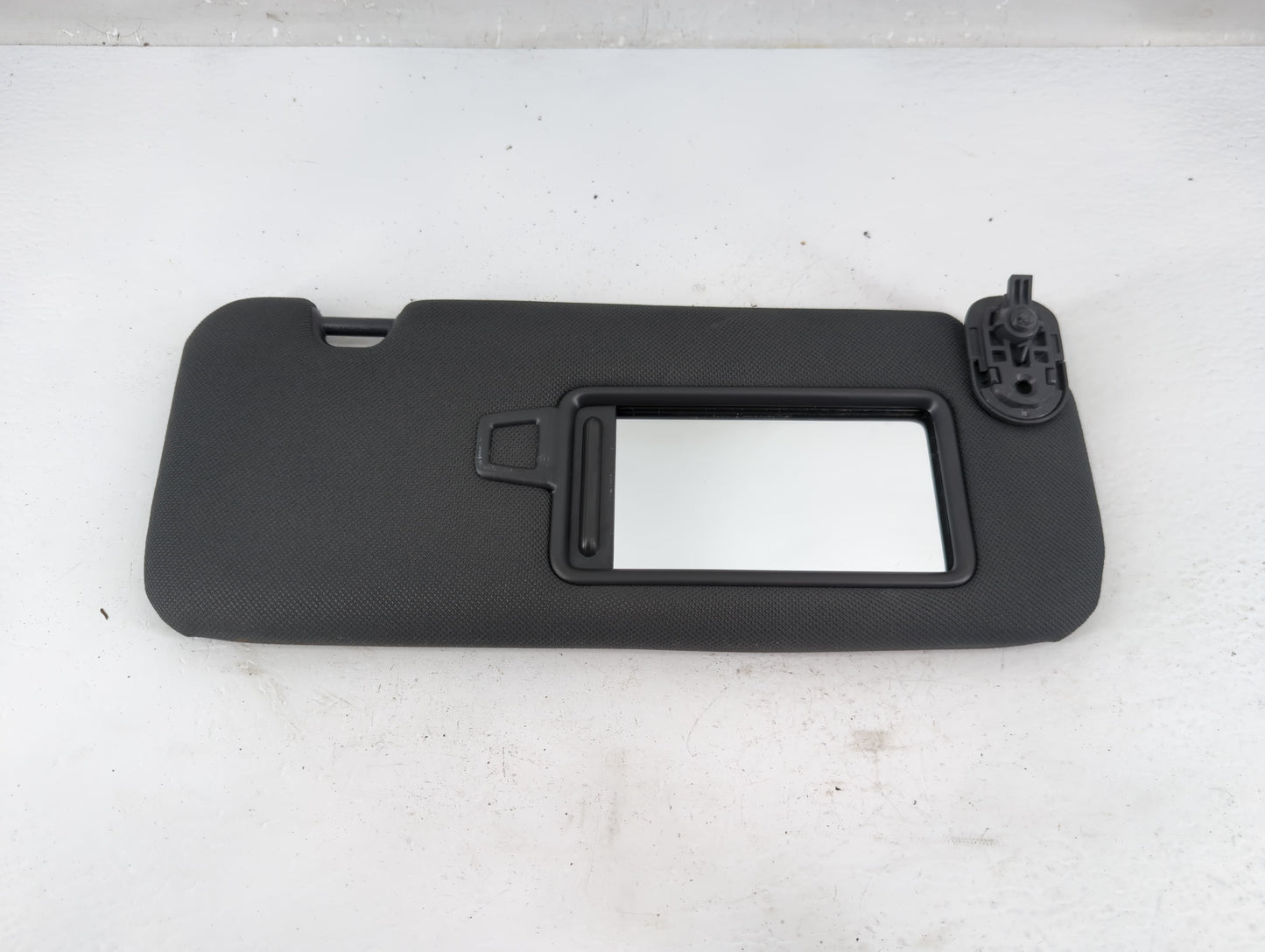 2020-2023 Hyundai Sonata Sun Visor Shade Replacement Passenger Right Mirror Fits Fits 2020 2021 2022 2023 OEM Used Auto Part