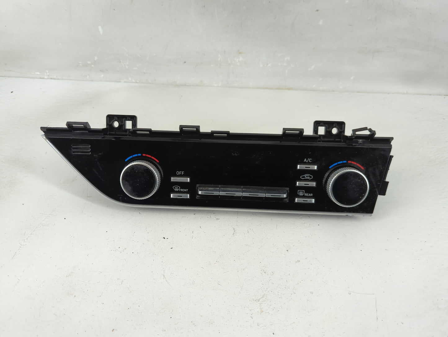 2023 Hyundai Sonata Climate Control Module Temperature AC/Heater Replacement P/N:97250-L0211SSW Fits OEM Used Auto Parts - O