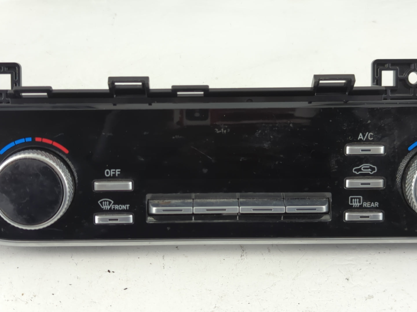 2023 Hyundai Sonata Climate Control Module Temperature AC/Heater Replacement P/N:97250-L0211SSW Fits OEM Used Auto Parts - O